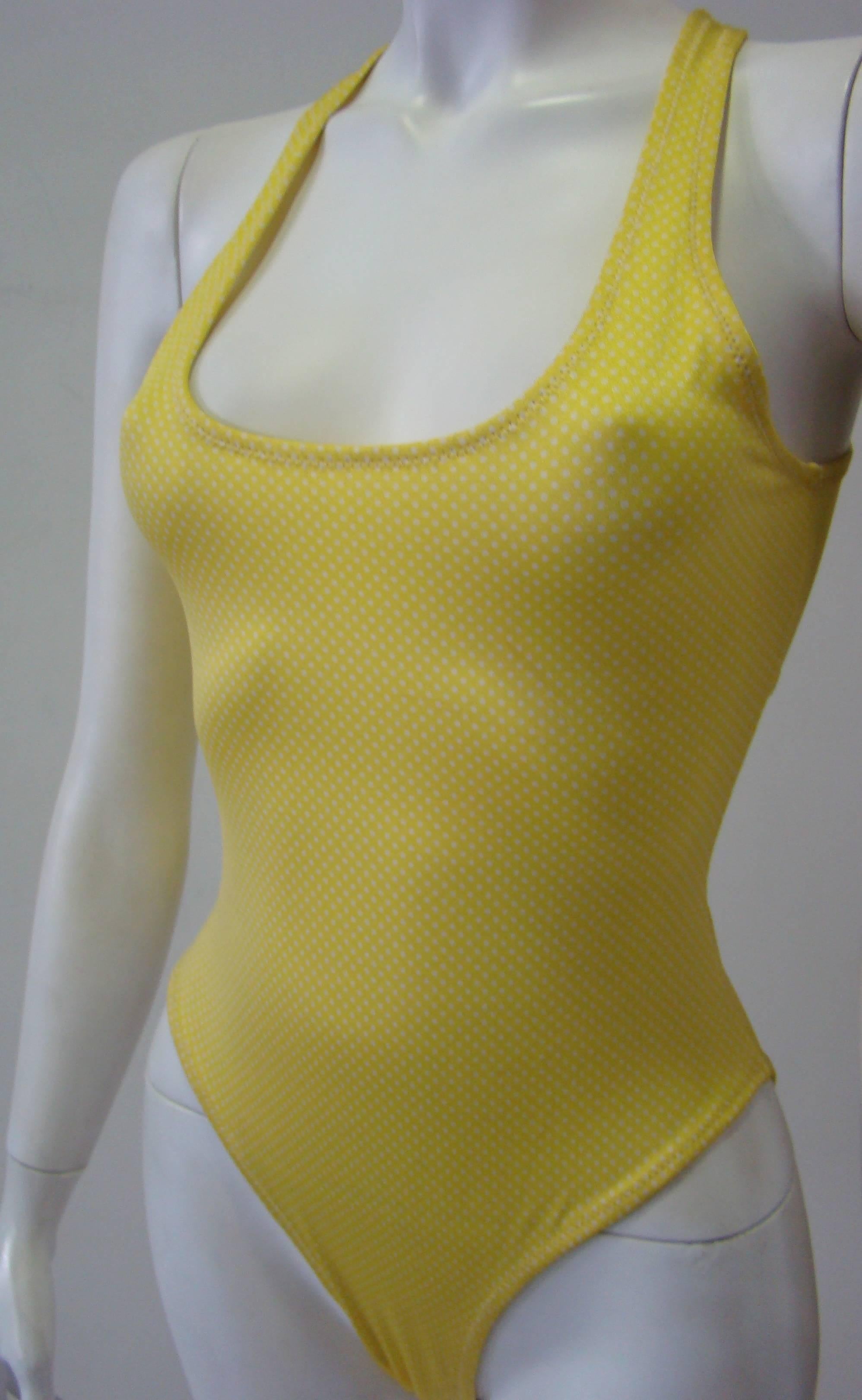 Gianni Versace Mare Lemon Bathing Suit With White Polka Dots In New Condition For Sale In Athens, Agia Paraskevi
