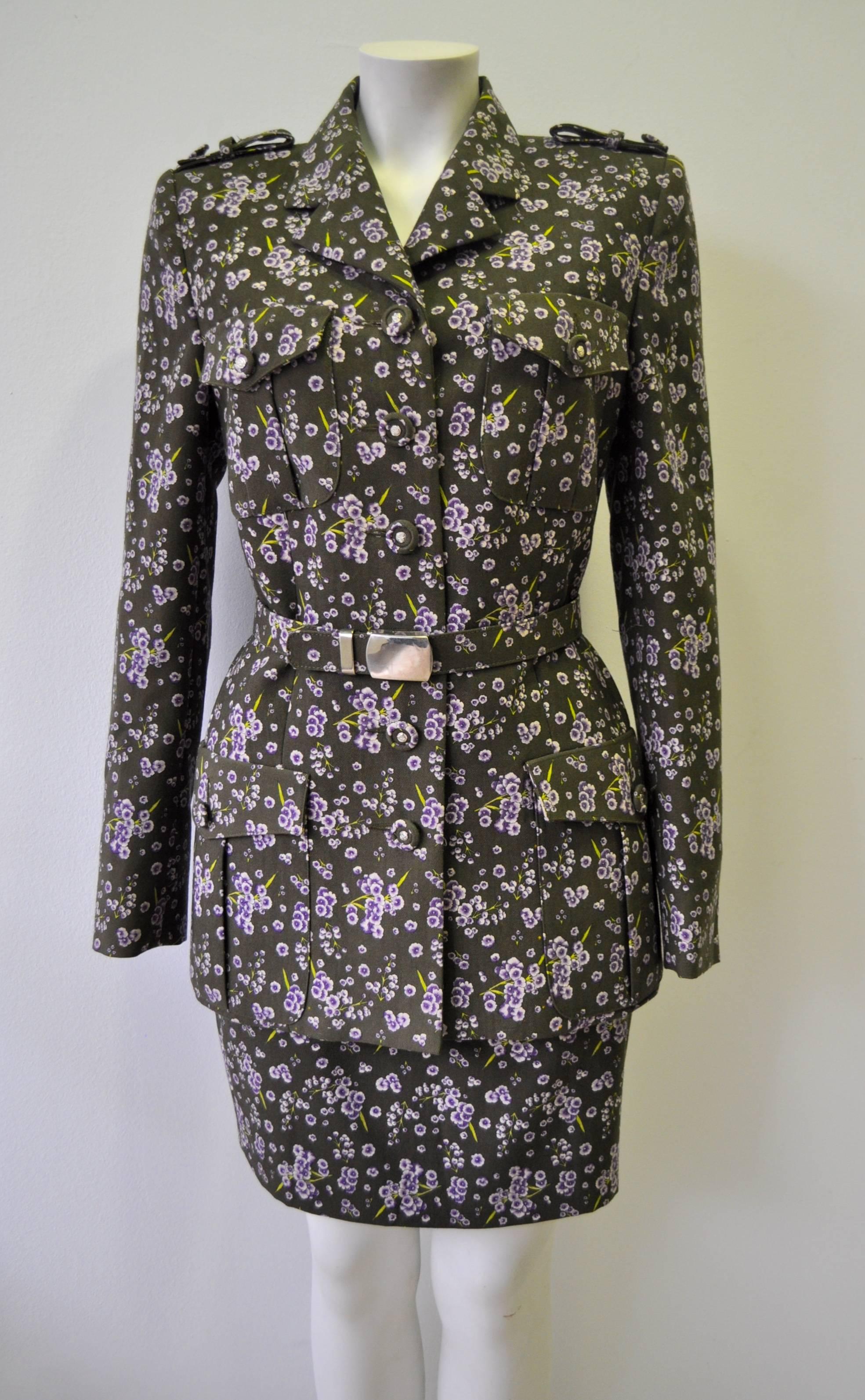 Very Rare Gianni Versace Istante 100% Virgin Wool Floral Militaire Mini Skirt Suit