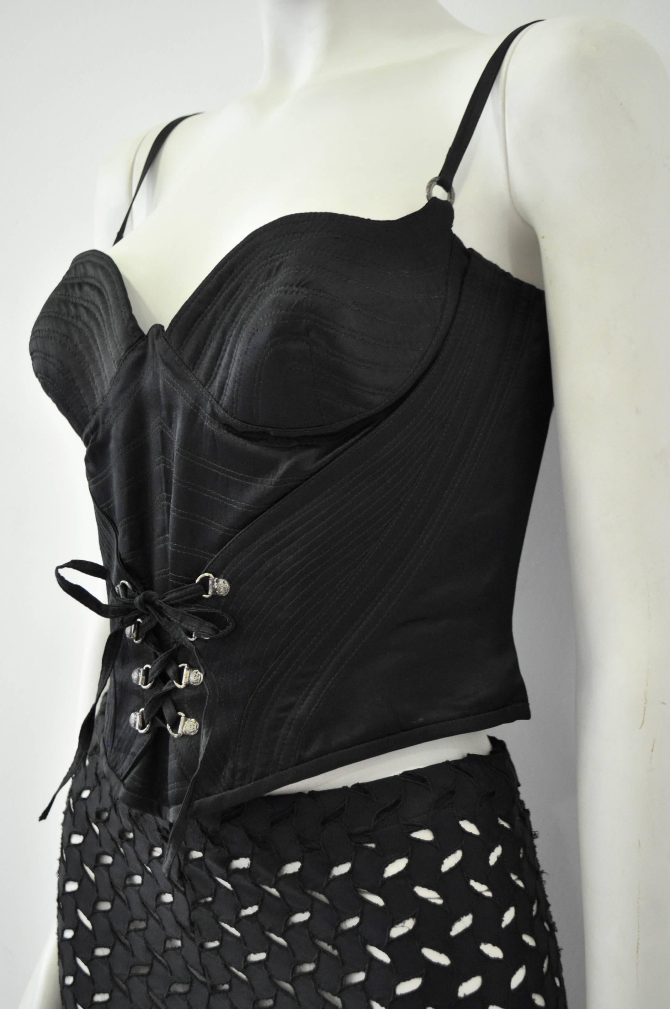 Iconic Gianni Versace Couture Boned Lace-Up Silk Bustier In New Condition For Sale In Athens, Agia Paraskevi