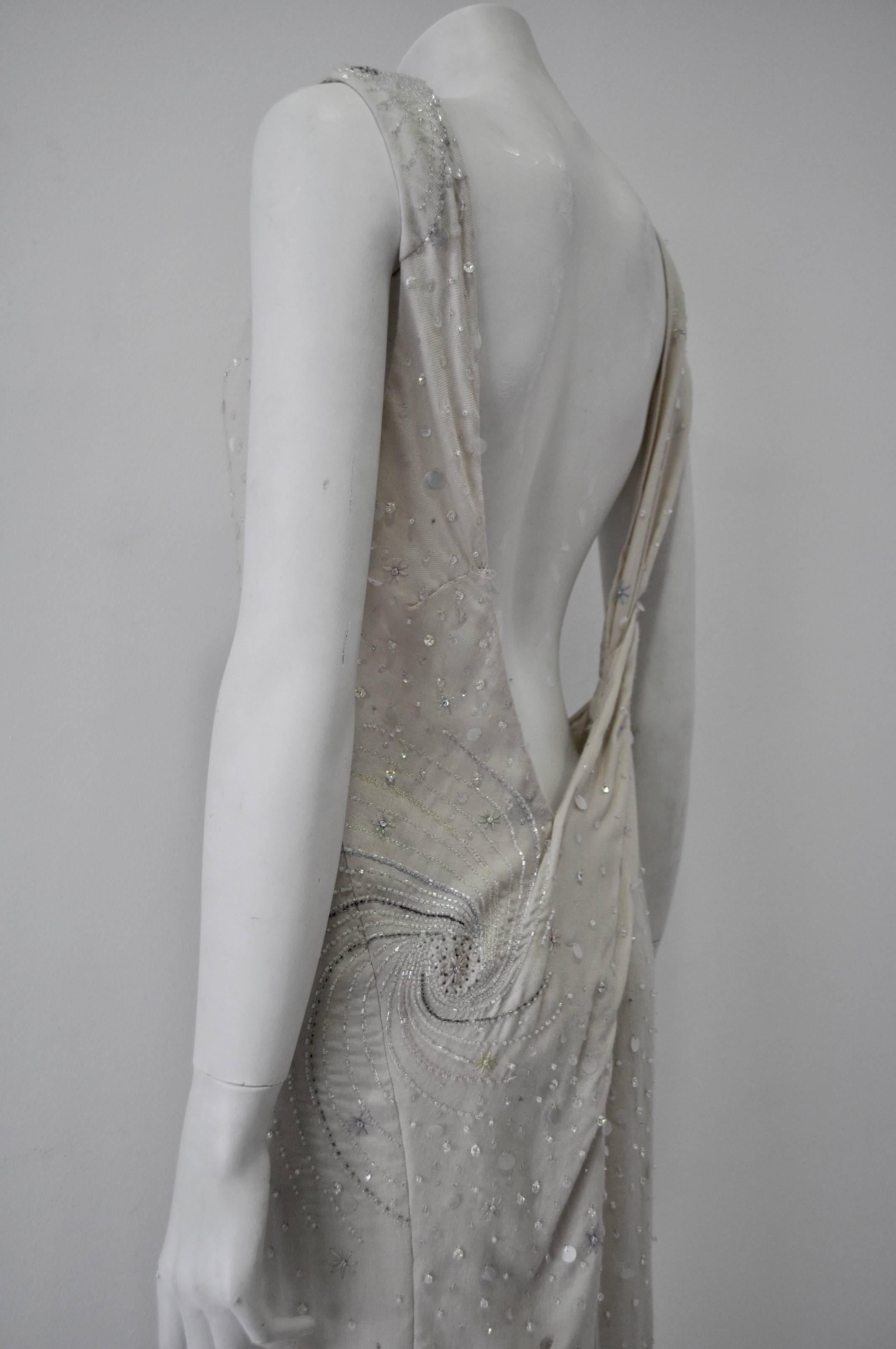 Uber Important Gianni Versace Couture Hand-Beaded Creme Wool Maxi Dress In New Condition For Sale In Athens, Agia Paraskevi