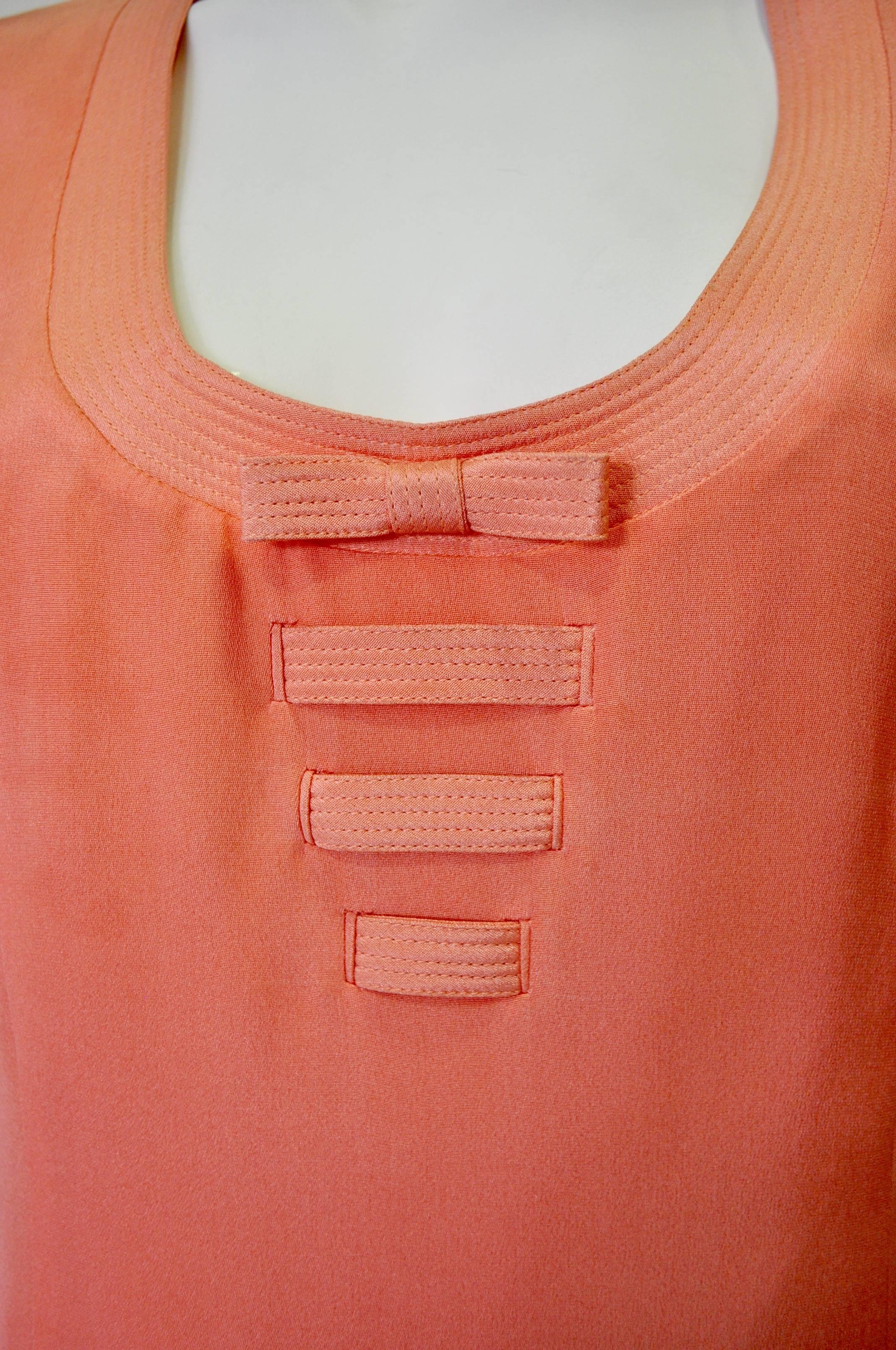 Gianni Versace Couture Peach Bow Front Silk Tank Top In New Condition For Sale In Athens, Agia Paraskevi