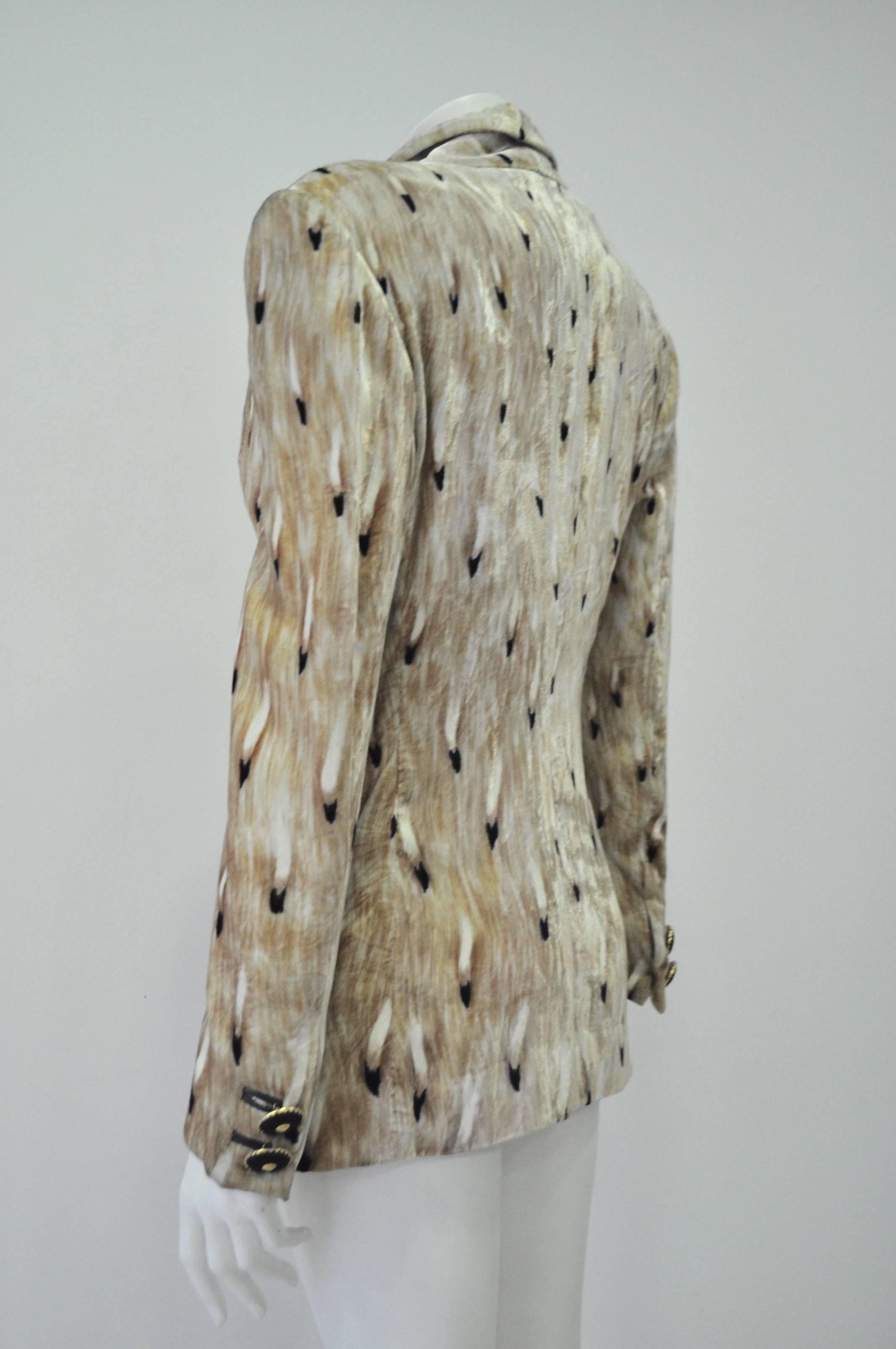 Very Rare Gianni Versace Abstract Plume Print Crushed Velvet Jacket In New Condition For Sale In Athens, Agia Paraskevi