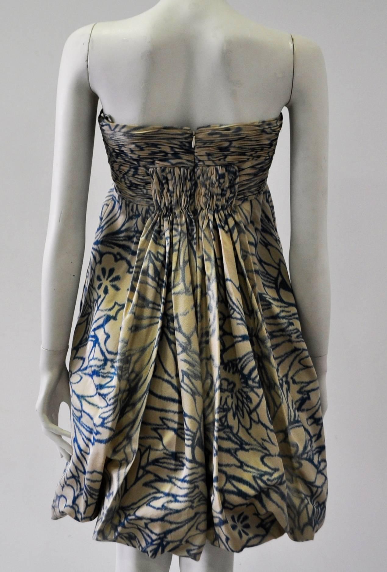 Gray Unique Oscar de la Renta Strapless Floral Print Bubble Skirt Dress For Sale