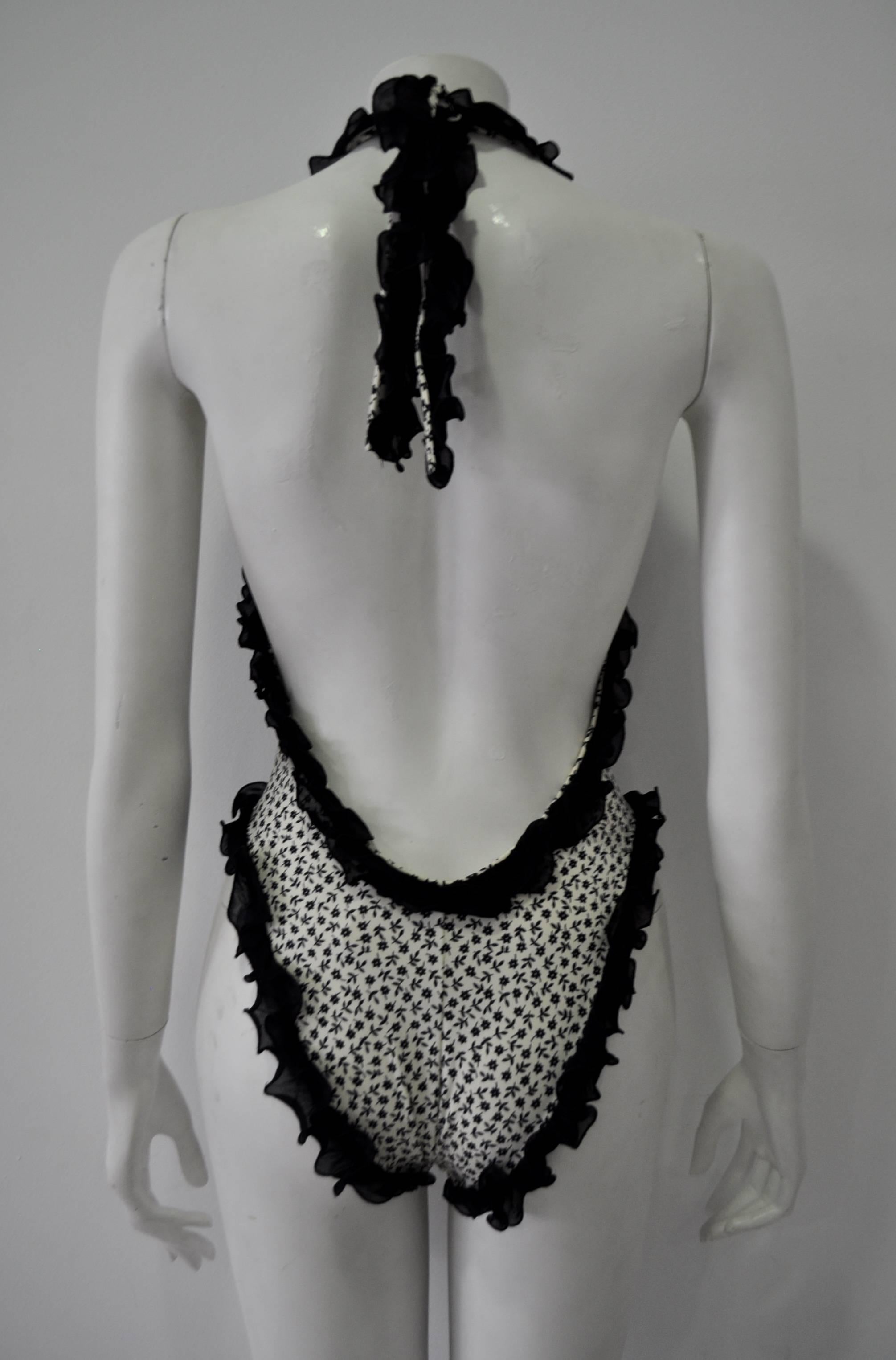 Rare Coquettish Ruffle Trim Black and White Mini Floral Print Swimsuit In Excellent Condition In Athens, Agia Paraskevi