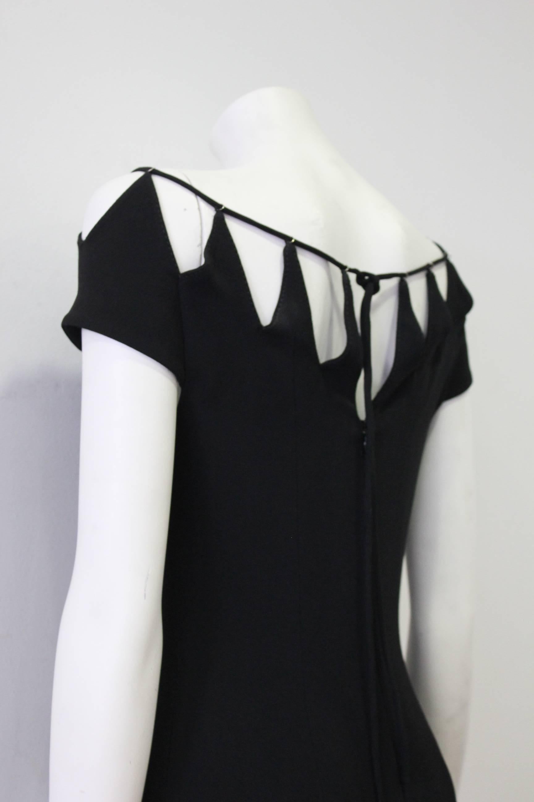 Amazing Angelo Mozzillo Unusual Tie Design Neckline Maxi Dress In New Condition For Sale In Athens, Agia Paraskevi