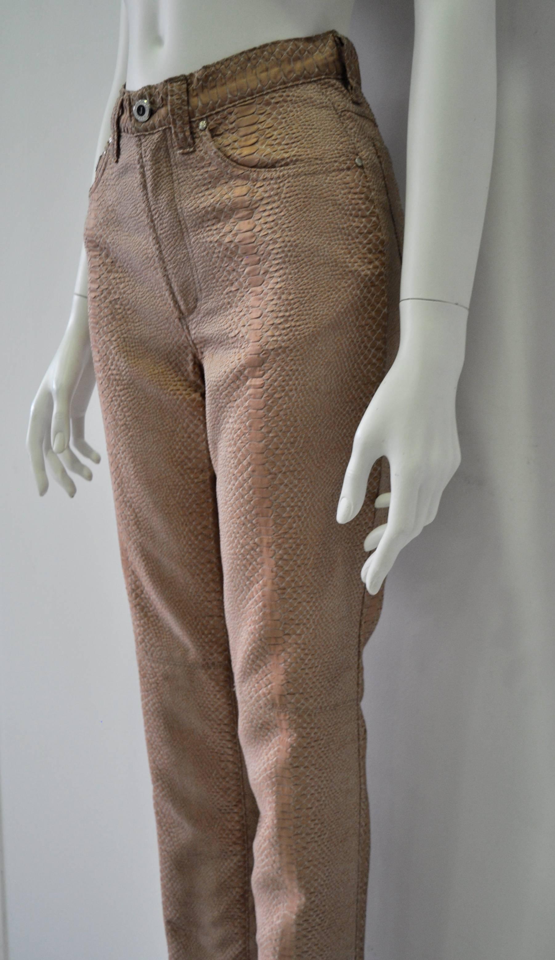 Brown Original Gianfranco Ferre Mod 40011 Lustrous Python Print High Waisted Jeans For Sale