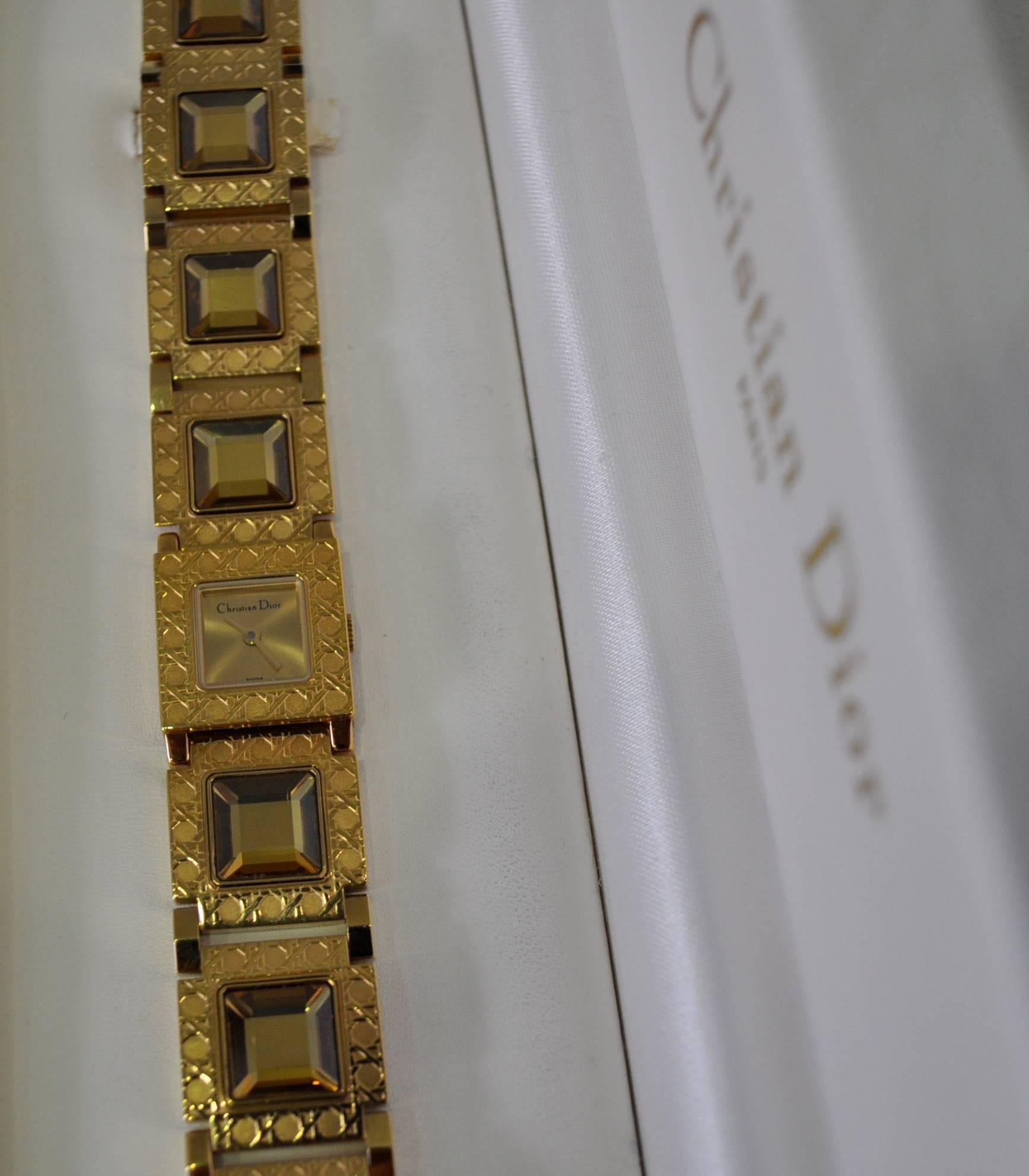 Authentic Christian Dior Jewel Encrusted Gold Tone Link Watch In New Condition For Sale In Athens, Agia Paraskevi