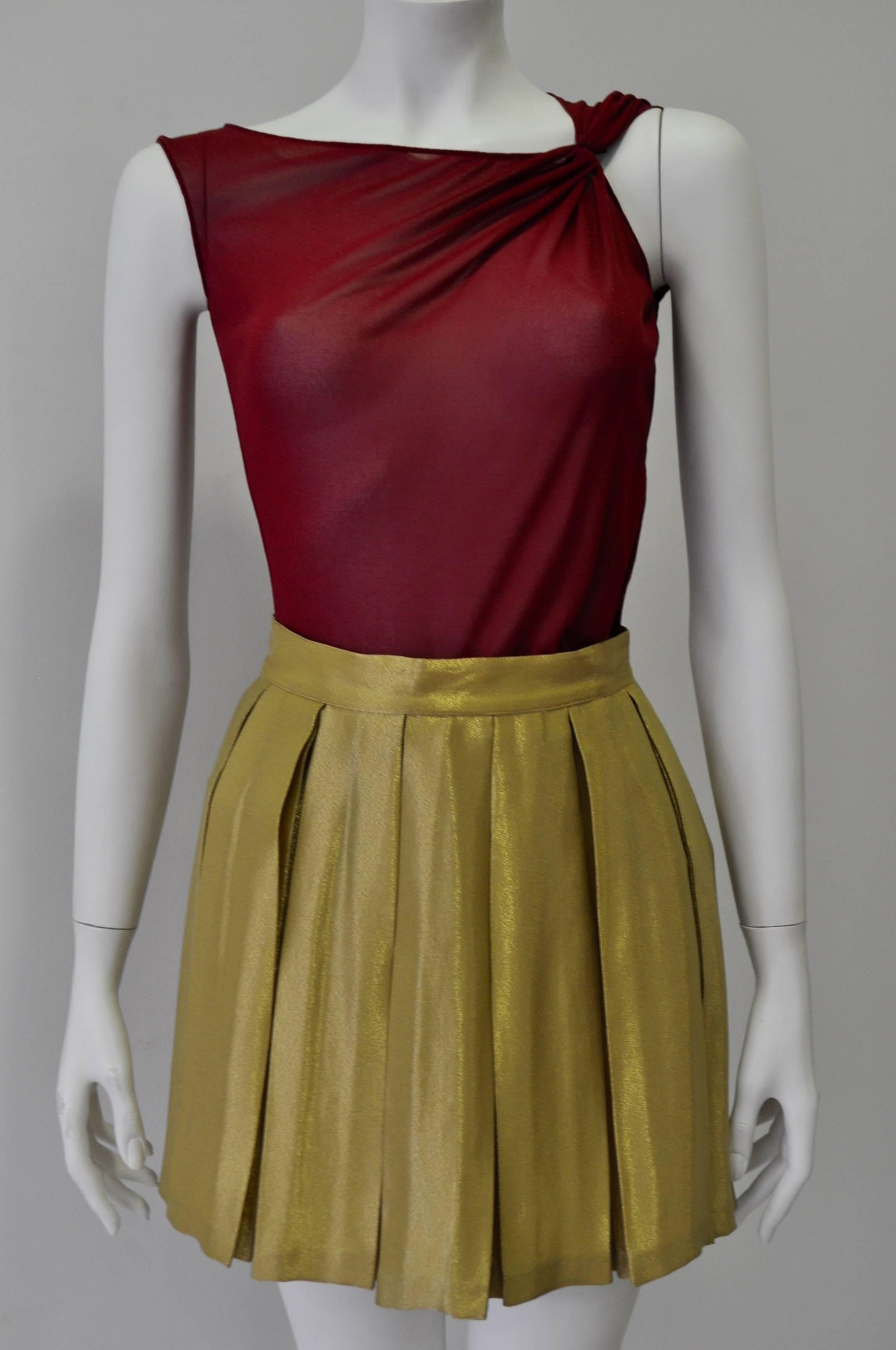 One of a Kind Gianni Versace Couture Gold Pleated Silk Mini Skirt For Sale 1
