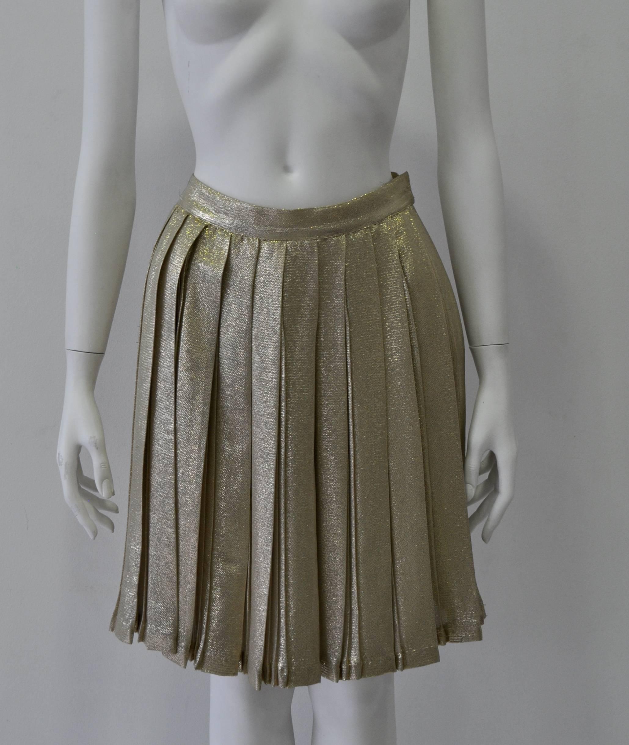 Fabulous Gianni Versace Couture Gold Lurex Pleated Silk Skirt In New Condition For Sale In Athens, Agia Paraskevi