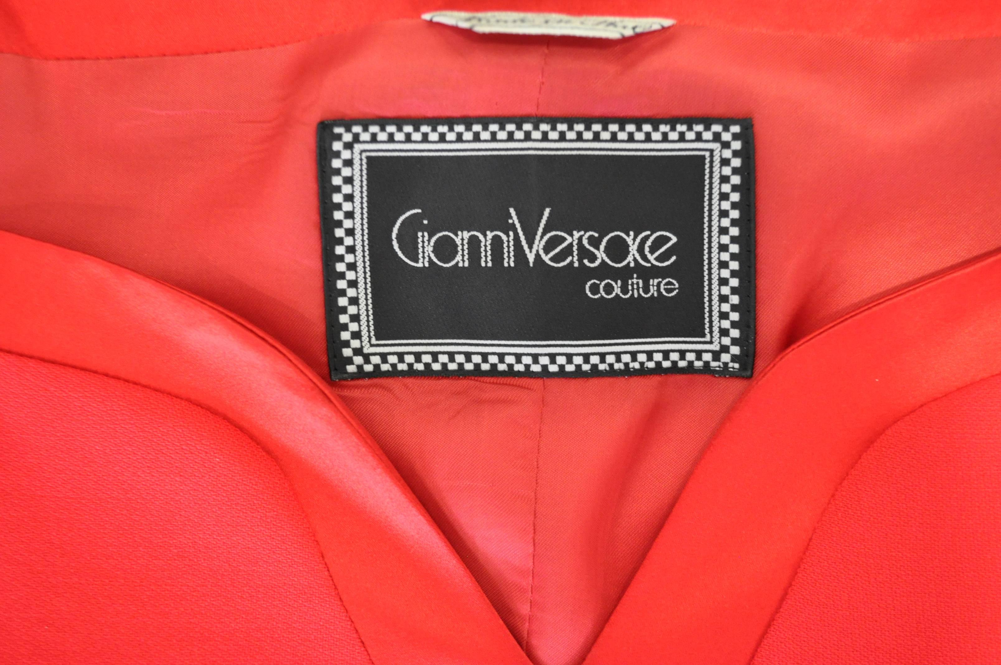 Exquisite Gianni Versace Couture Silk Crepe Cocktail Suit For Sale 3