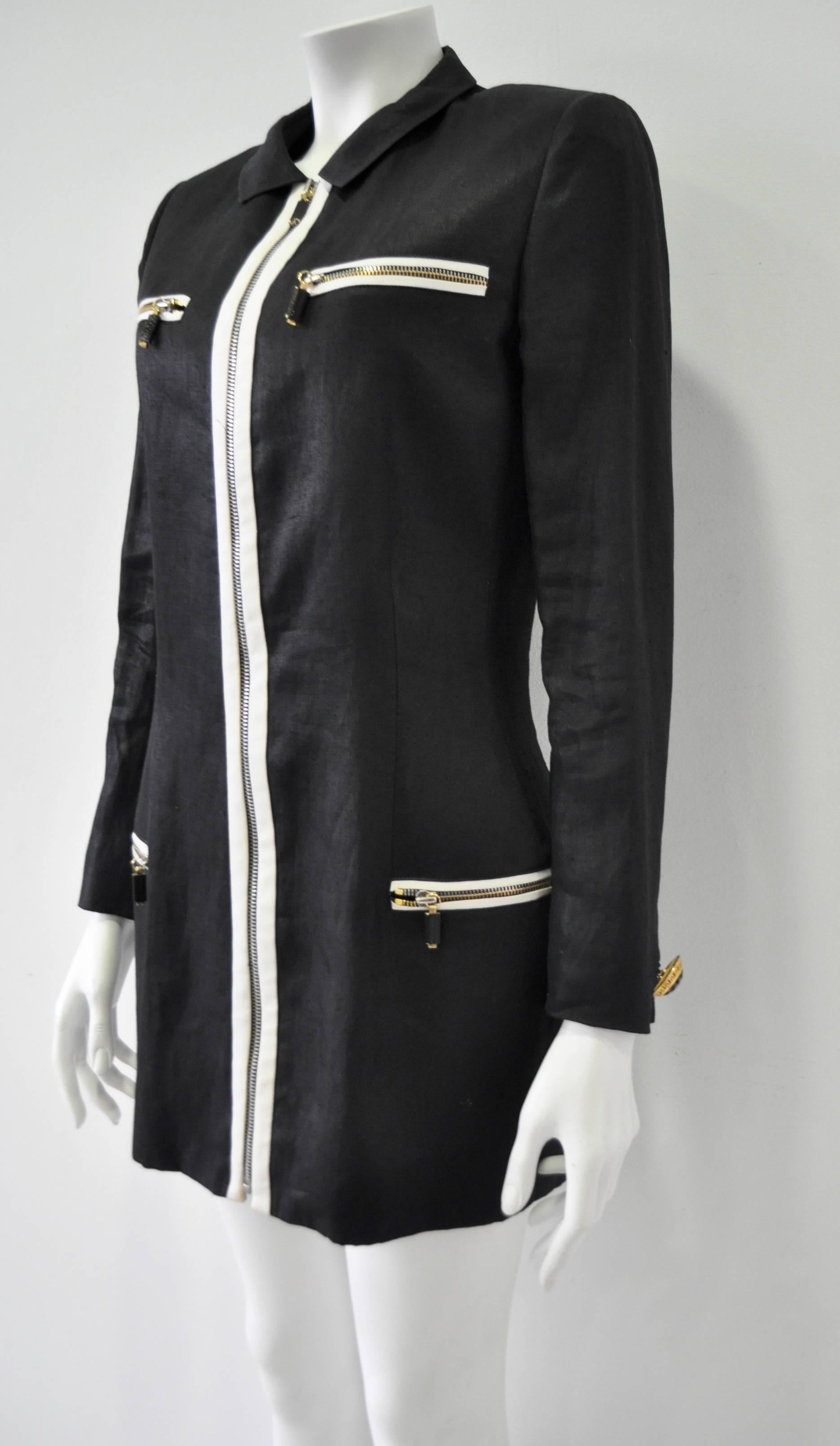 Black Important Gianni Versace Long Linen Blazer For Sale