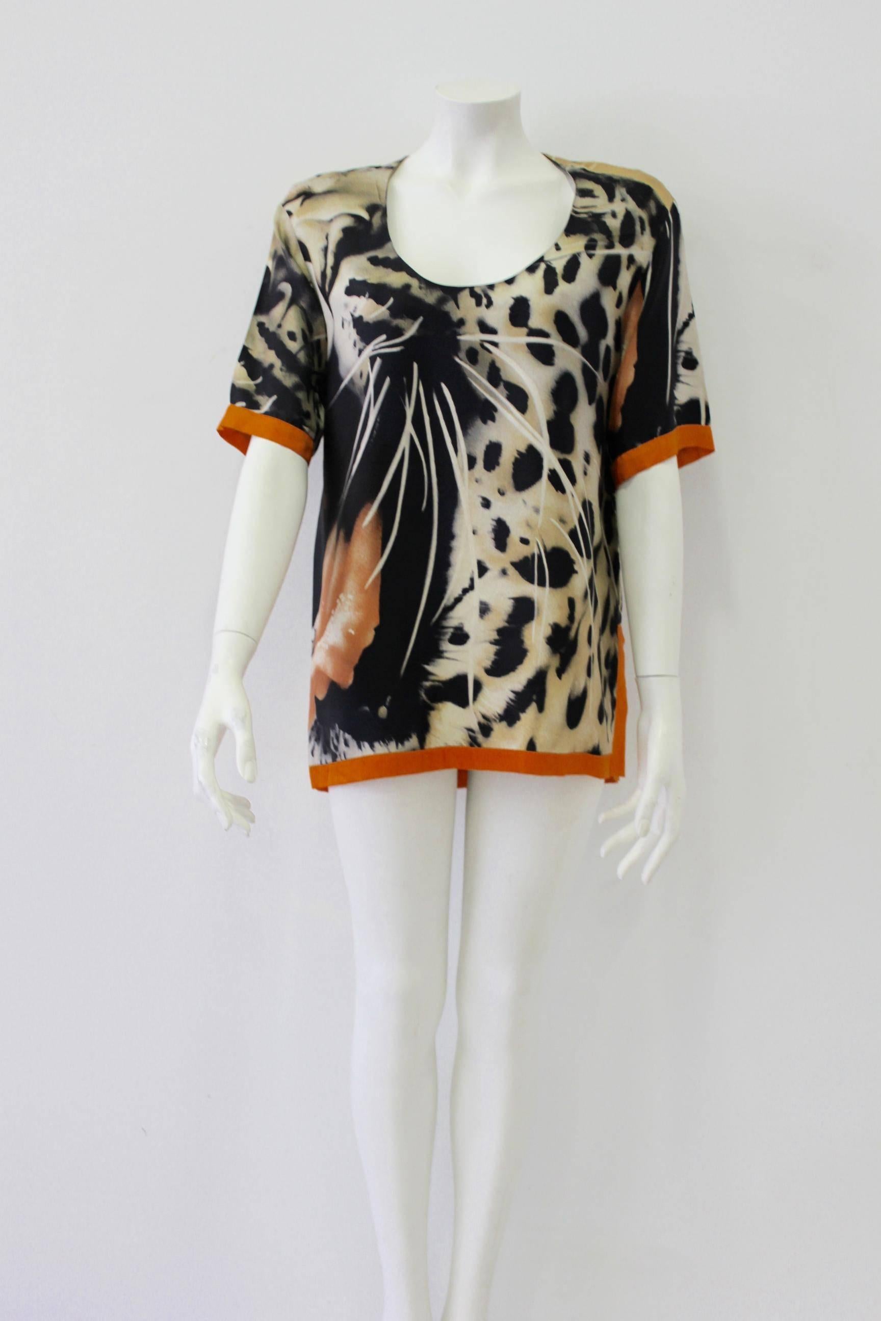 Unique Gianfranco Ferre Abstract Animal Print Silk Top with Orange Contrast Piping
