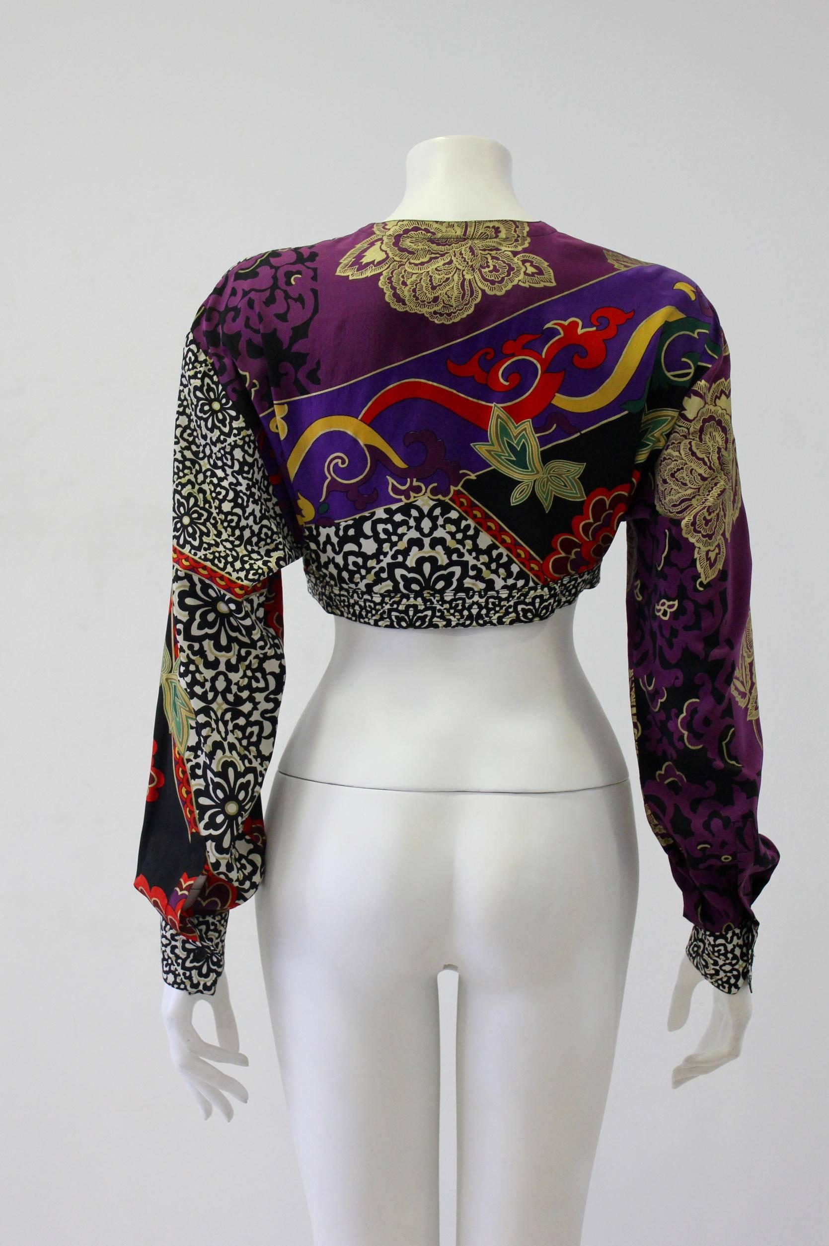 Gianni Versace Cropped Silk Jacket Spring 1987 In Excellent Condition For Sale In Athens, Agia Paraskevi