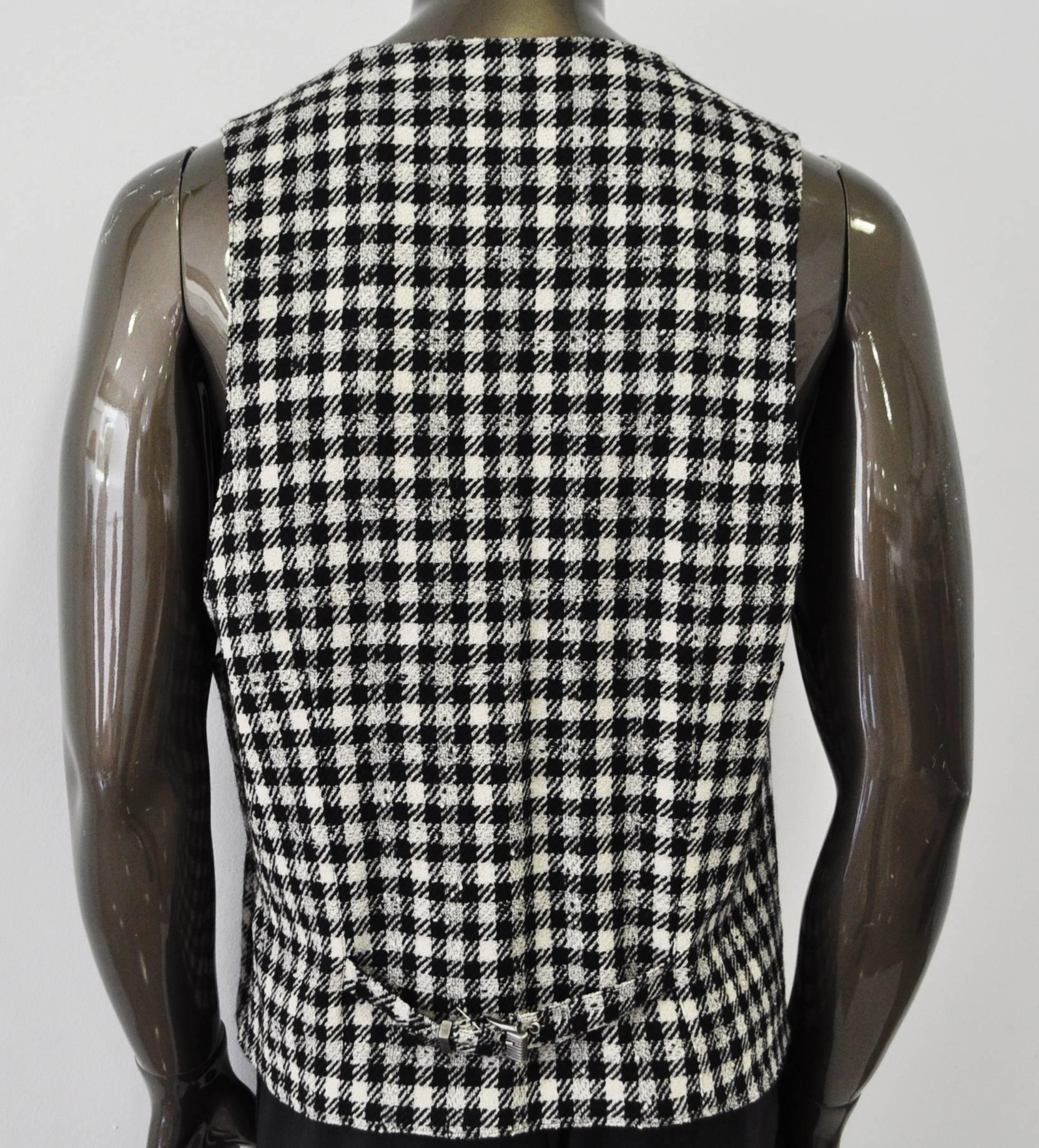 Rare Istante by Gianni Versace Checked Waistcoat Fall 1994 In New Condition For Sale In Athens, Agia Paraskevi