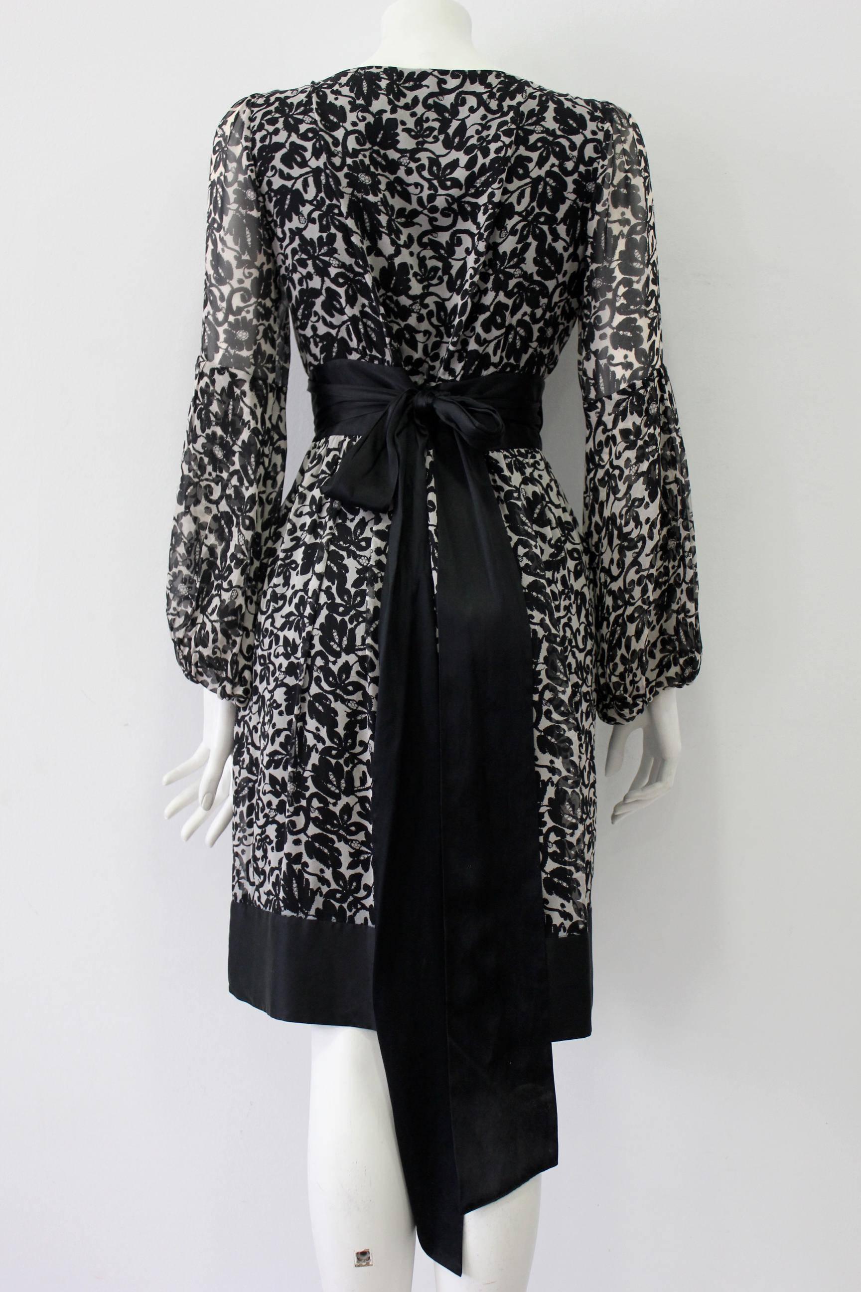 Black Diane van Fustenberg Floral Silk Chiffon Wrap Dress 2006 For Sale