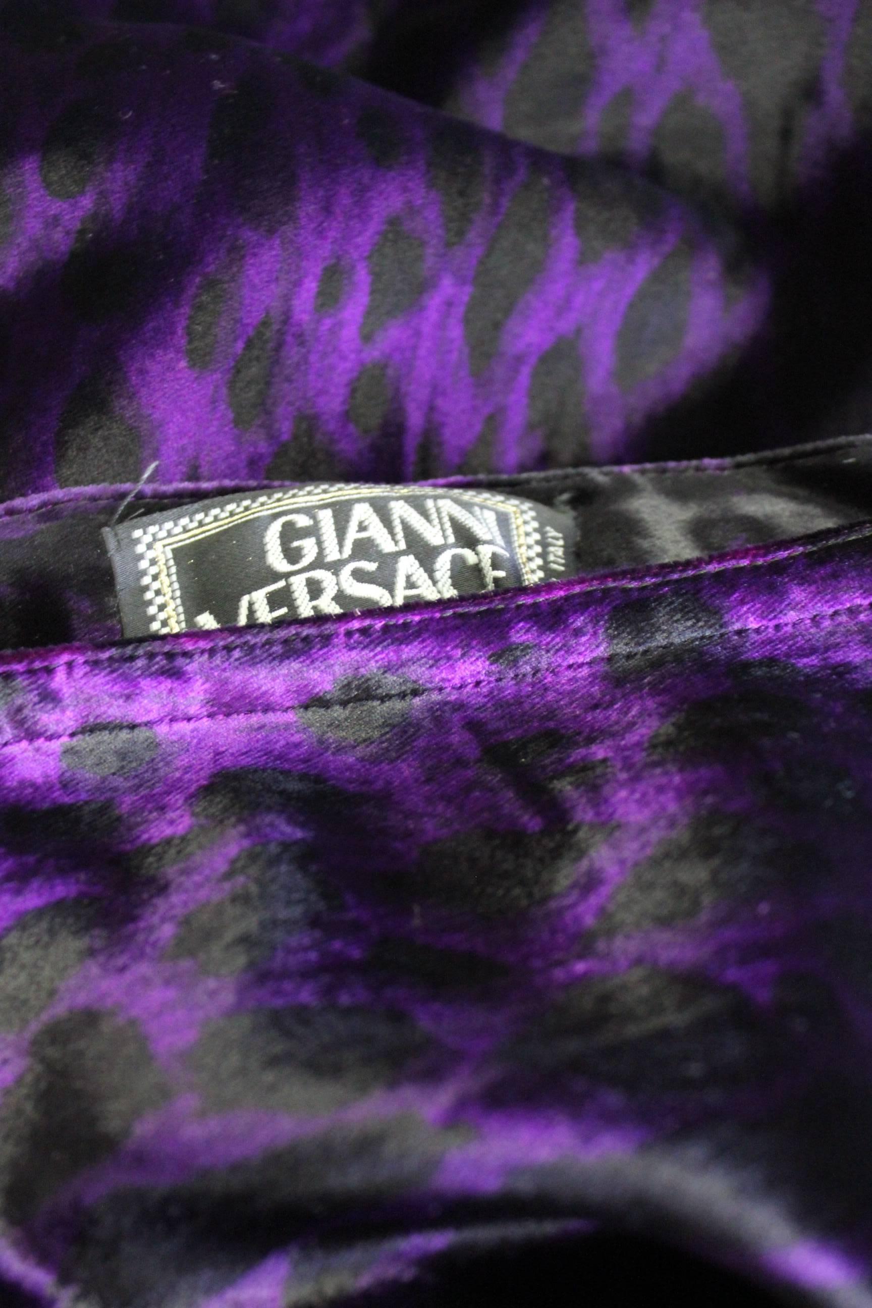 Women's Unique Gianni Versace Couture Velvet Leopard Print Skirt Fall 1989 For Sale