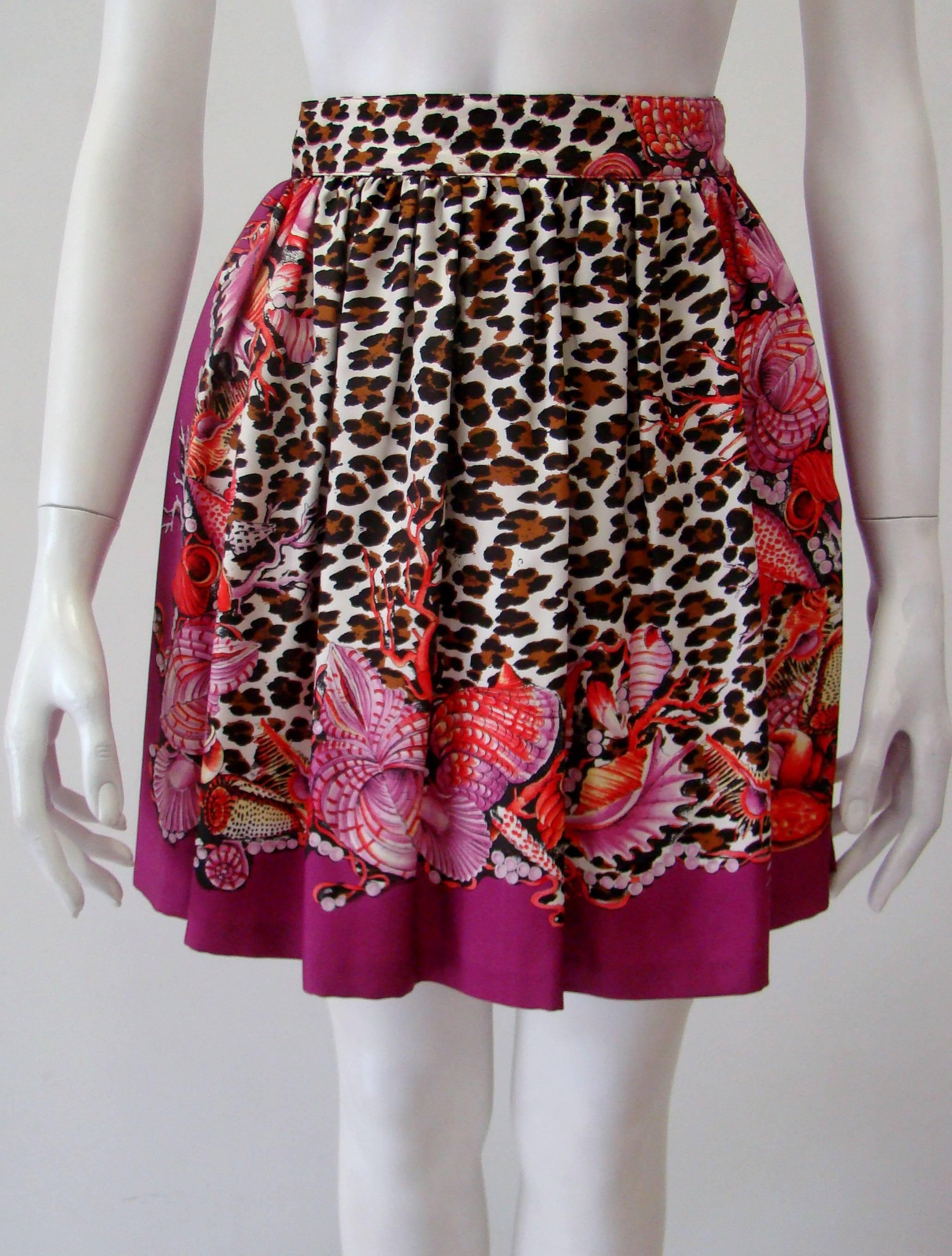 Gianni Versace Couture Animal Seashell Printed Silk Pleated Mini Skirt Spring 1992