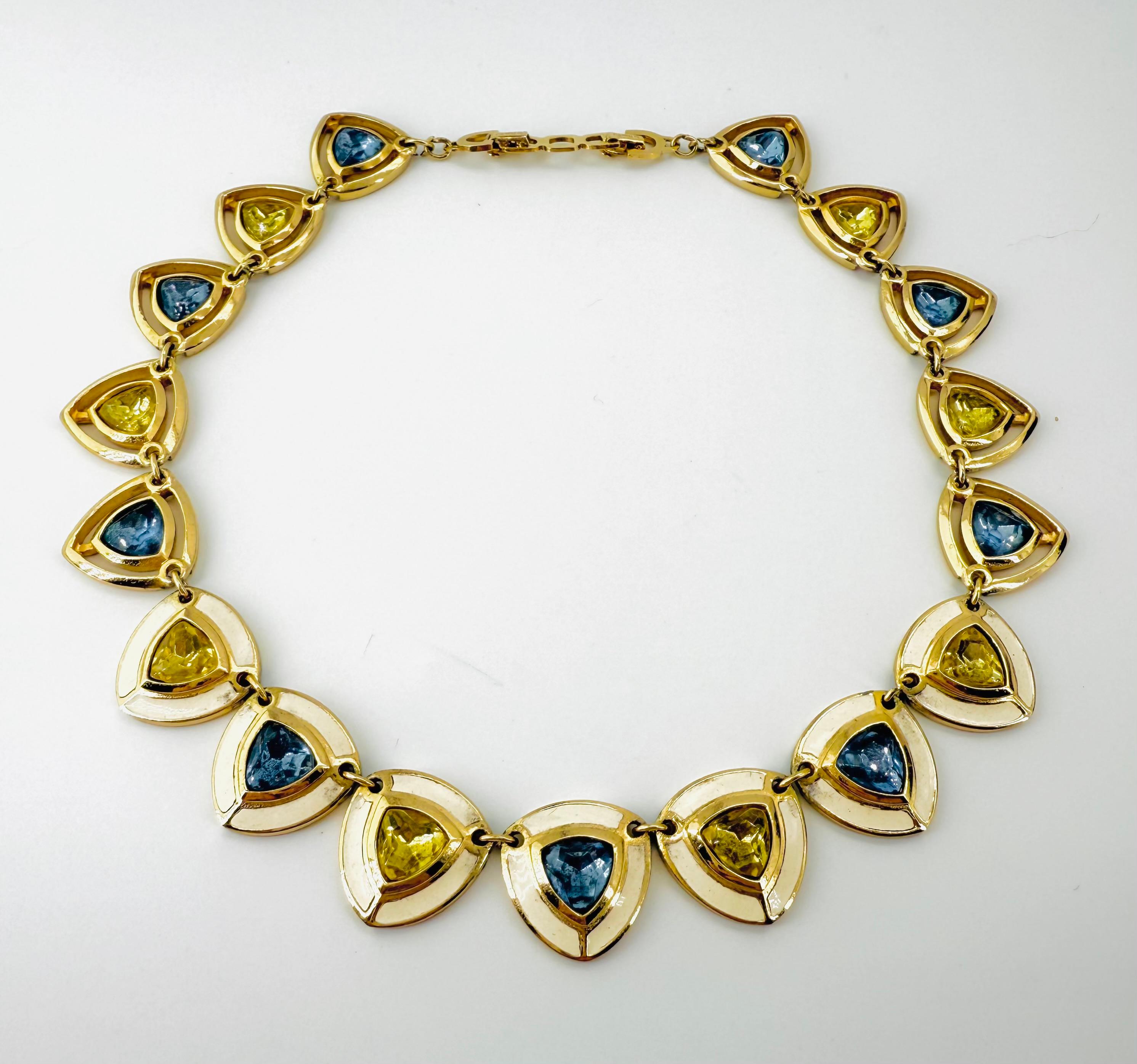 1970 Christian Dior Collier en cristal avec cristaux bleu ciel et jaune citron Unisexe en vente