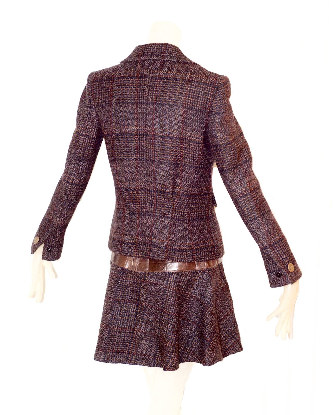 Chanel Jacket and Skirt Ensemble with Crocodile-Stamped Leather Detail In New Condition For Sale In New York, NY