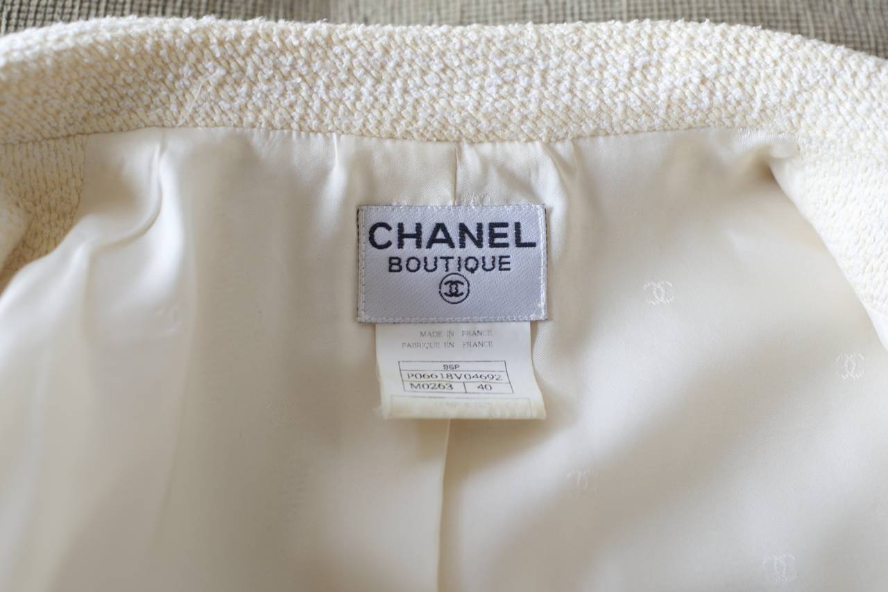 1990s Chanel Cream Jacket For Sale 3