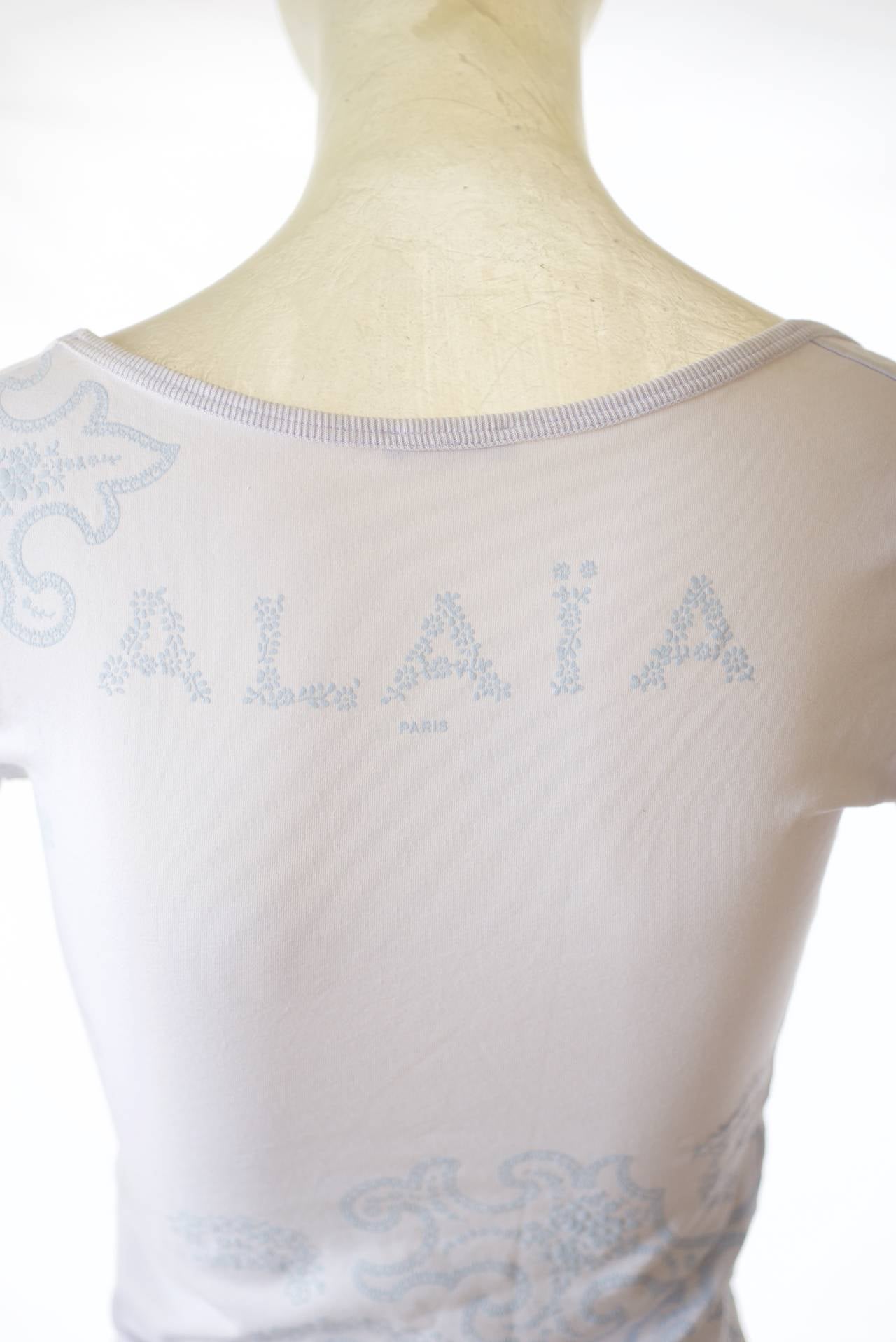Alaia Stretch Shirt in a Pale Paisley Print In Excellent Condition For Sale In New York, NY
