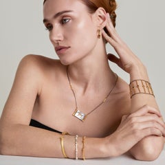 The Ionic Bracelet