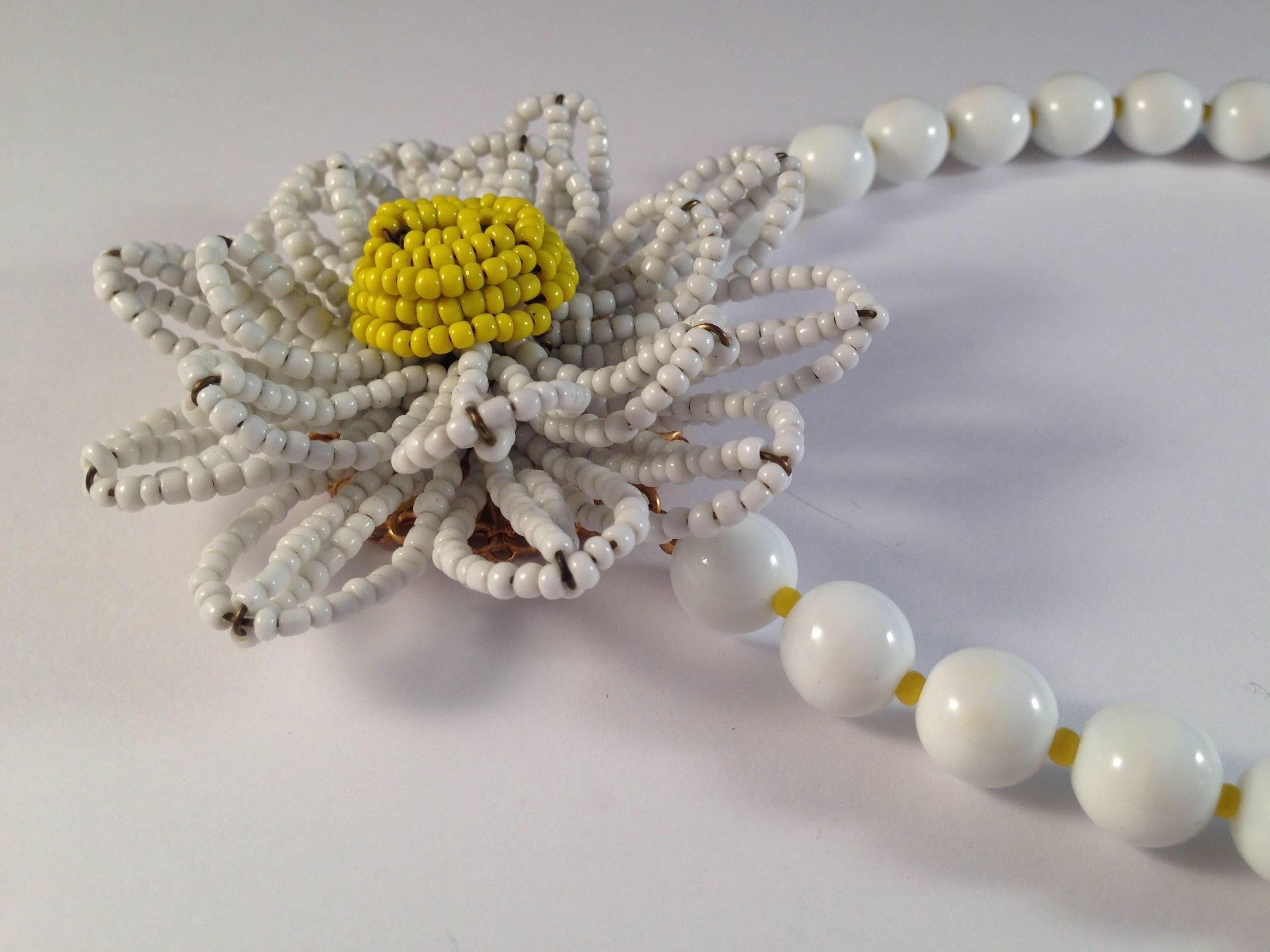 Women's Miriam Haskell Beaded Flower Necklace 1950s