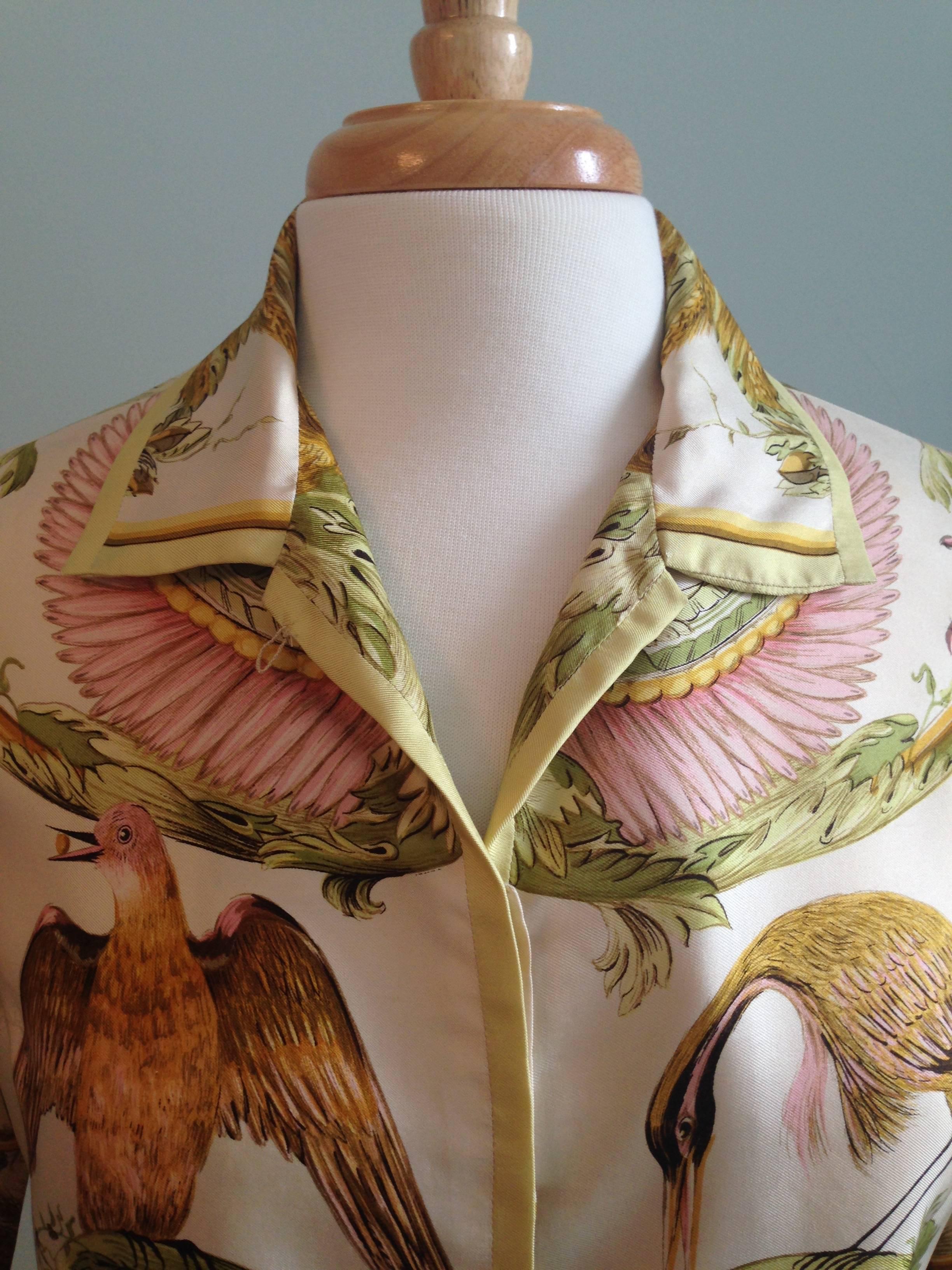 Hermes Silk 'Ceres' Print Blouse Shirt 1960s In Good Condition For Sale In Chicago, IL