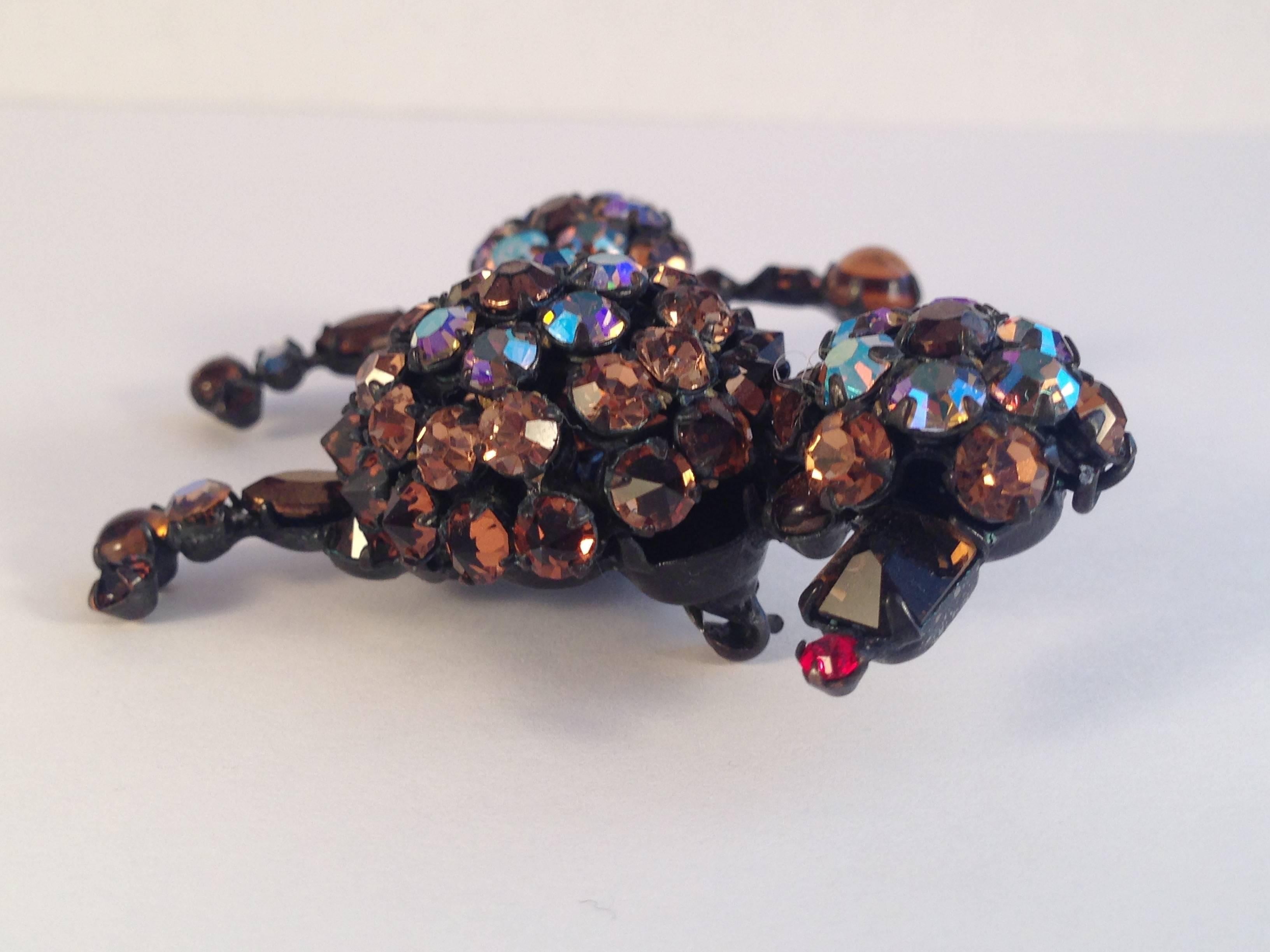 1950s Unsigned Schreiner Poodle Brooch In Excellent Condition For Sale In Chicago, IL