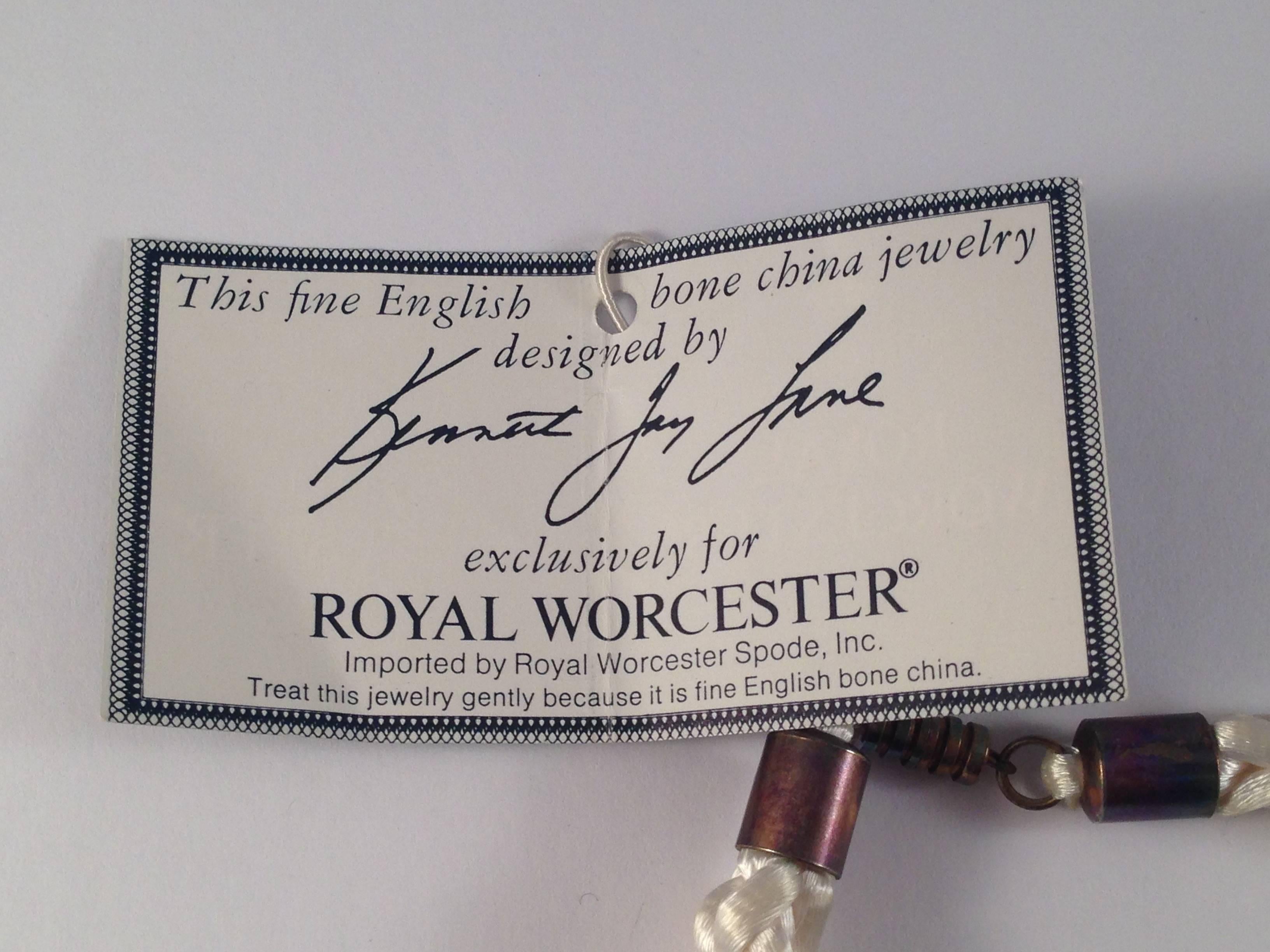 Rare 1976 Kenneth Jay Lane Royal Worchester Blind Earl Necklace For Sale 3