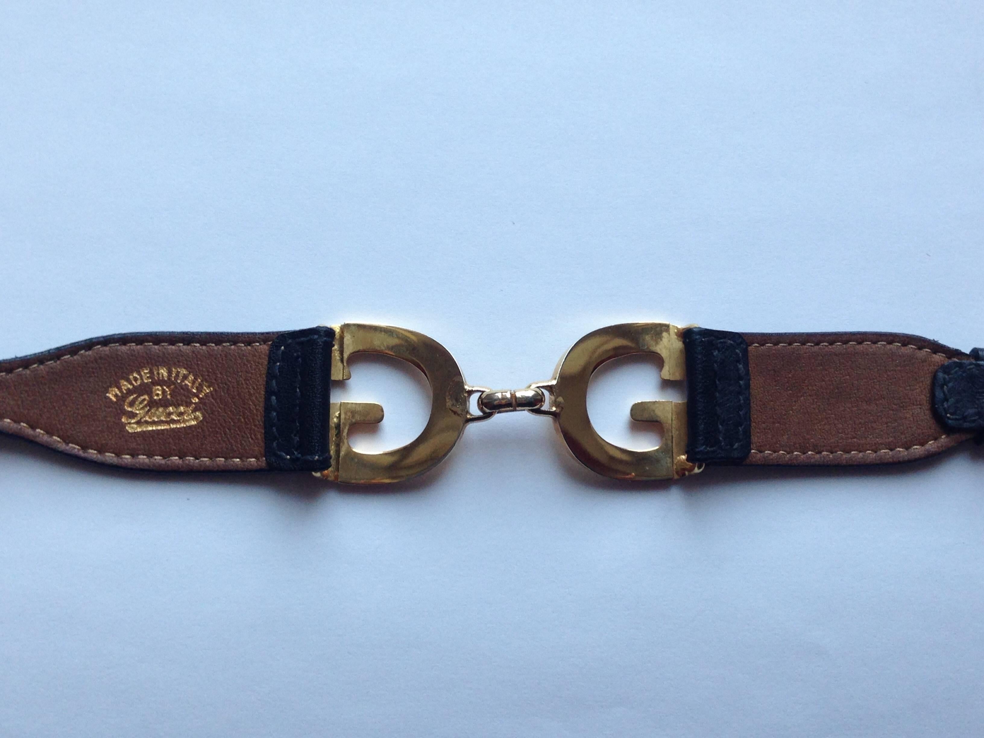 Vintage Gucci Bracelet Black Leather with Goldtone Logo  2