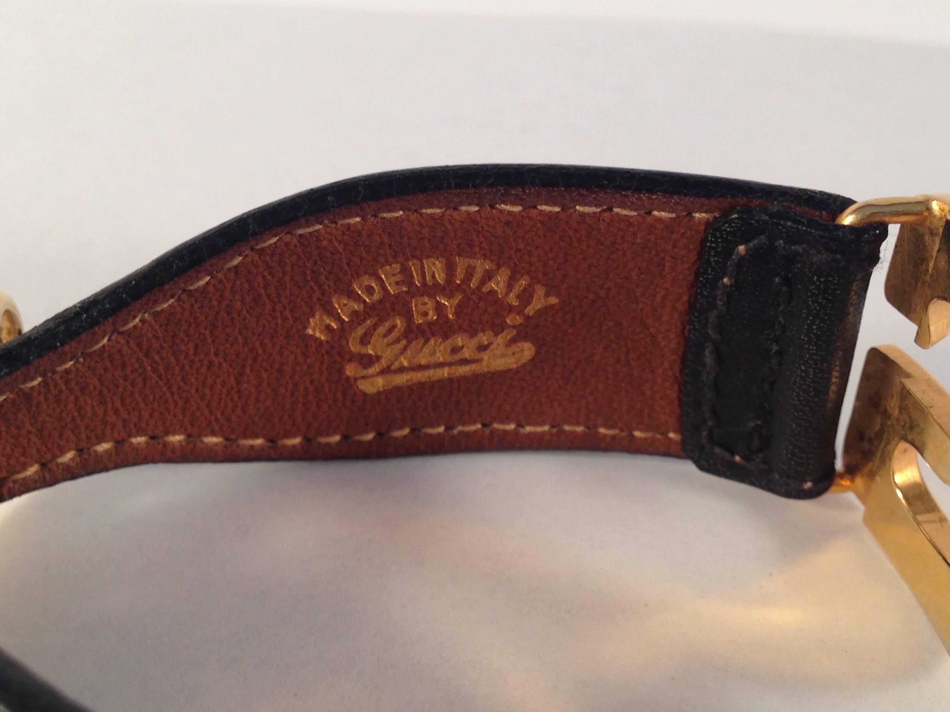 Vintage Gucci Bracelet Black Leather with Goldtone Logo  3
