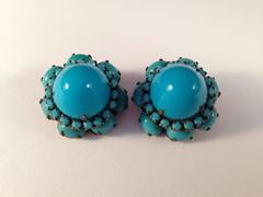 1960s Kenneth Jay Lane 3-Dimensional Blue Clip On Earrings