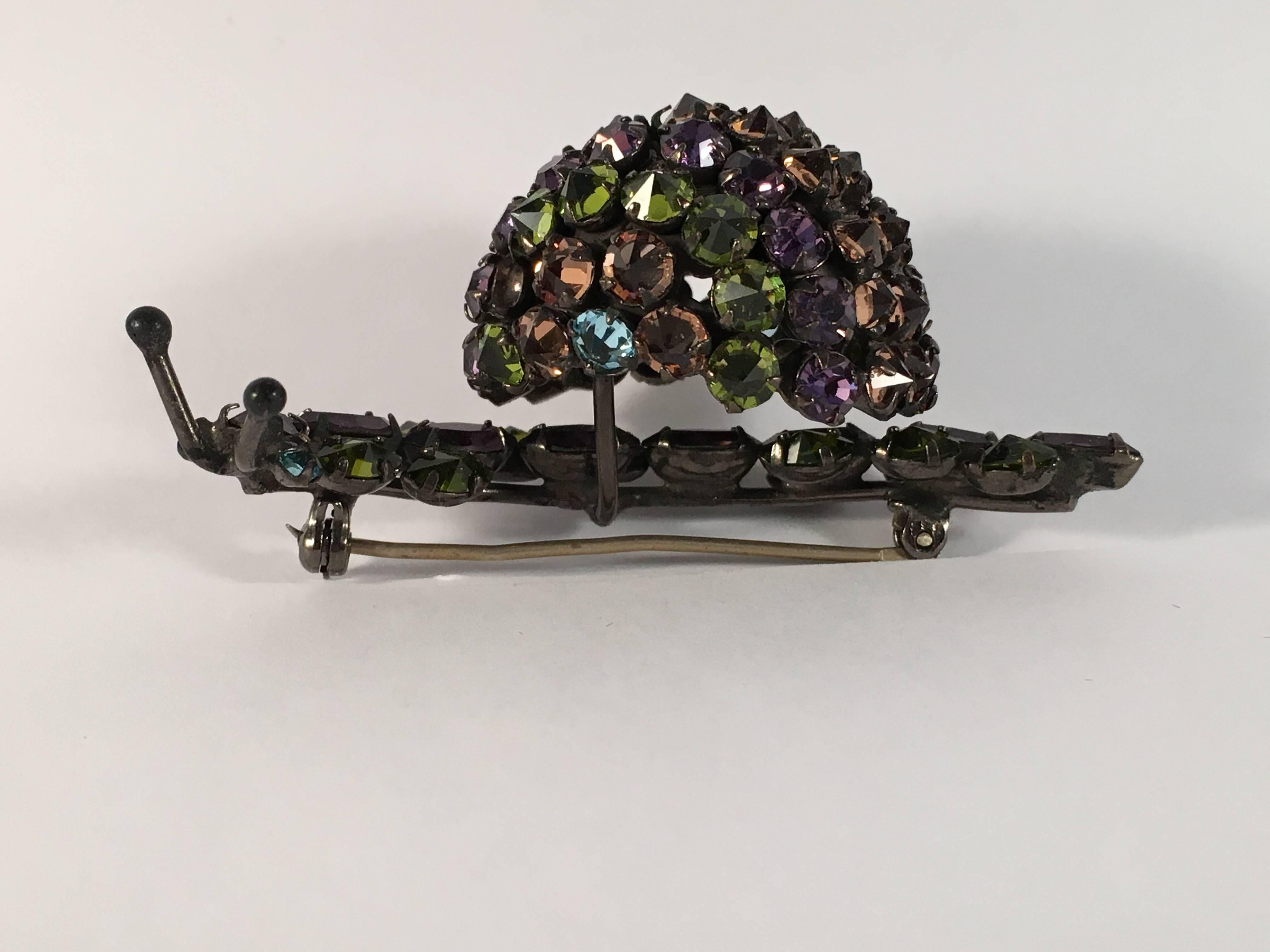 Women's 1950s Unsigned Schreiner Snail Brooch