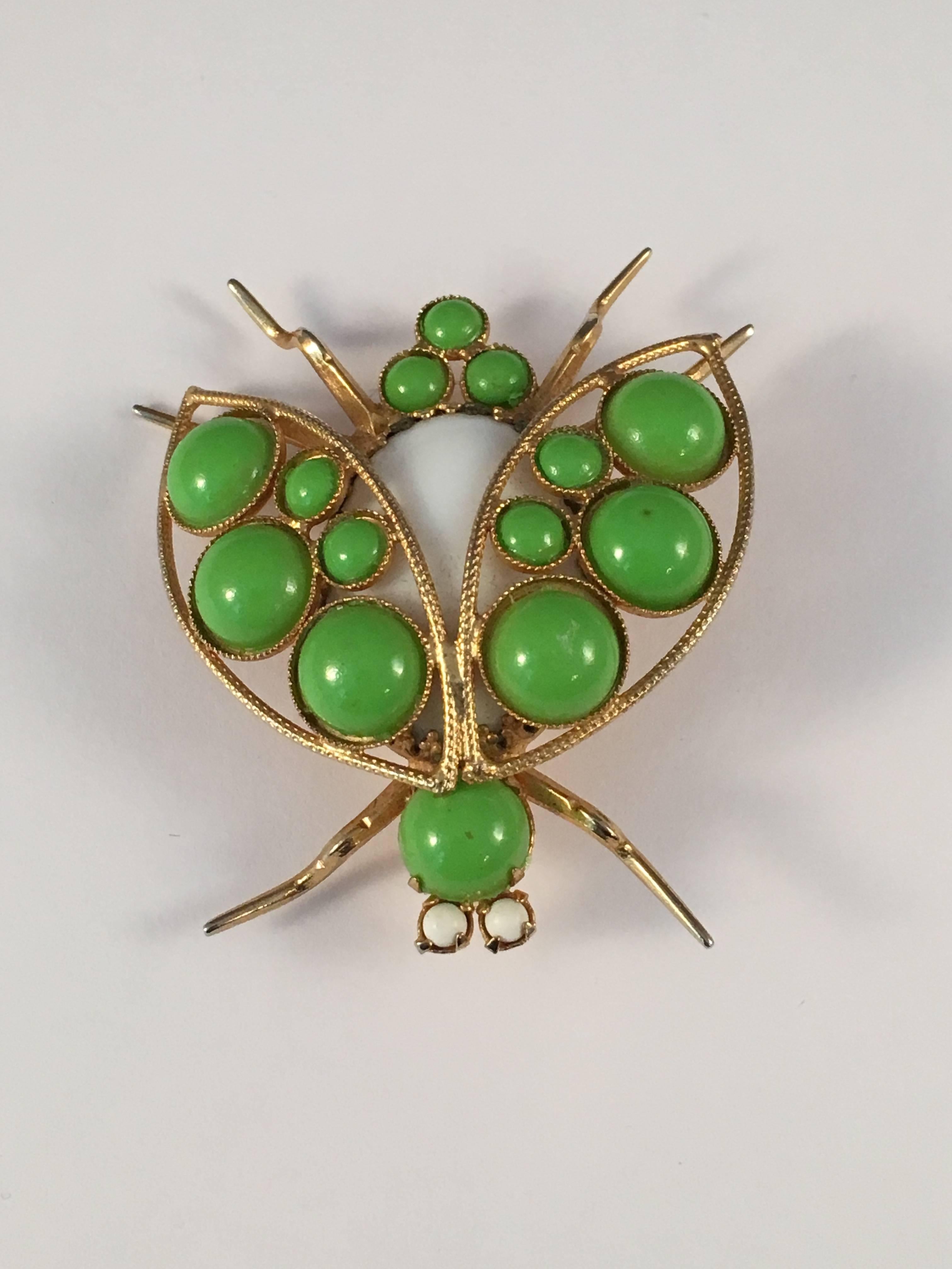 1960s Kenneth Jay Lane Green Bug Brooch In Good Condition In Chicago, IL