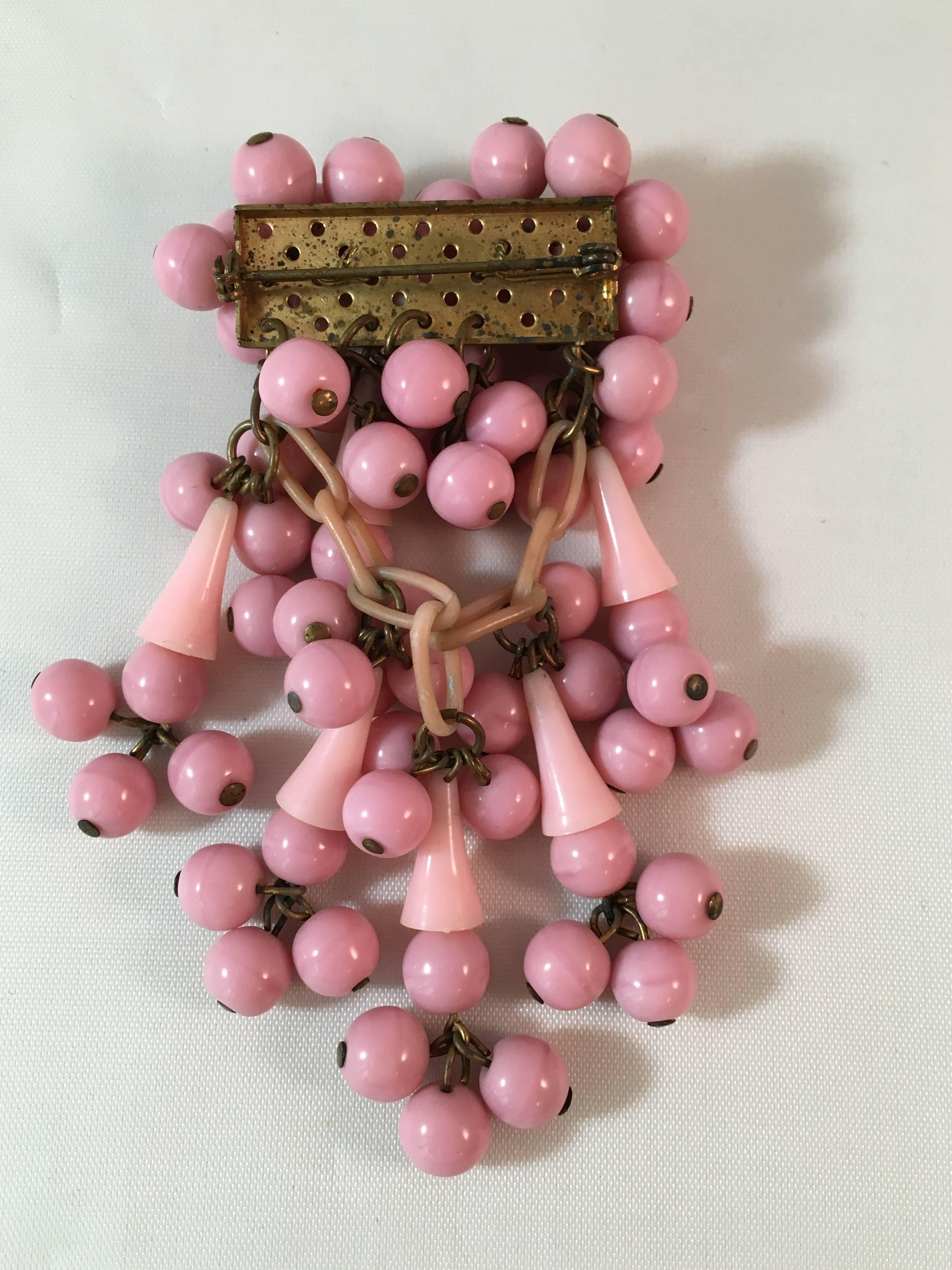 Women's 1940s Miriam Haskell Pink Glass Dangle Brooch For Sale