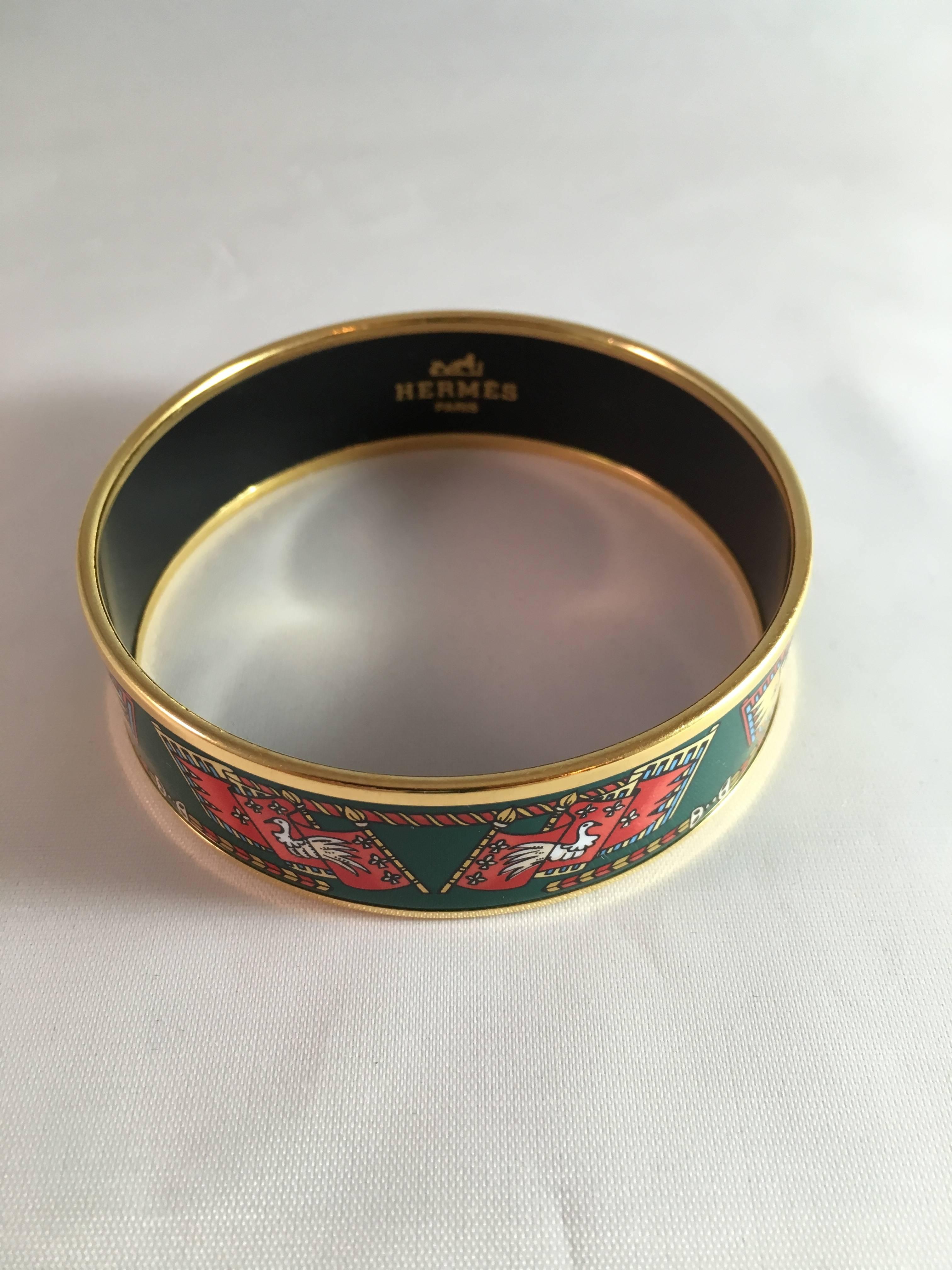 Women's Hermes Vintage Printed Enamel Bangle Bracelet Green and Red Size 70 Large