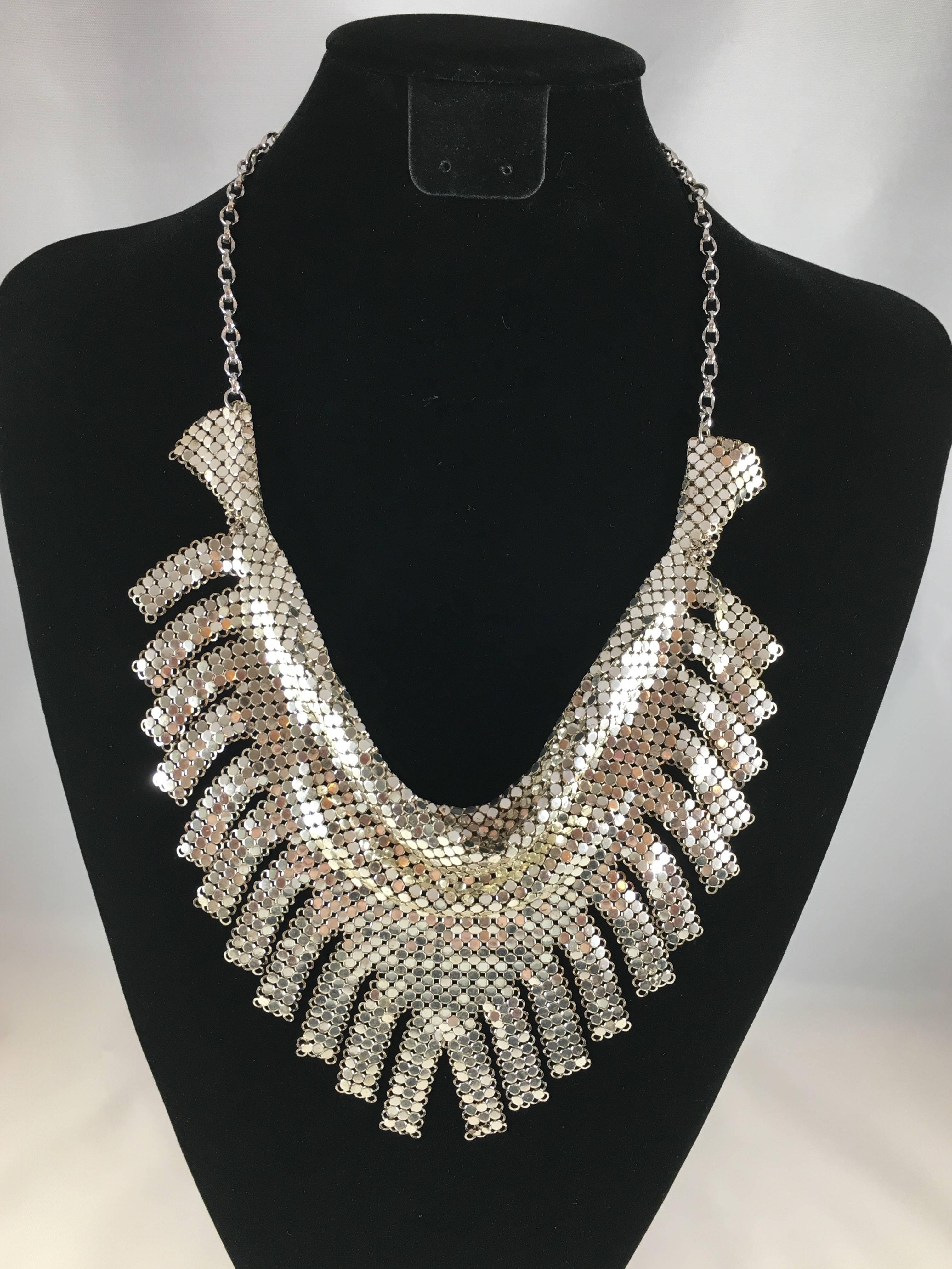 1970s Whiting and Davis Silver Chainmail Metal Bib Necklace with Fringe In Excellent Condition For Sale In Chicago, IL