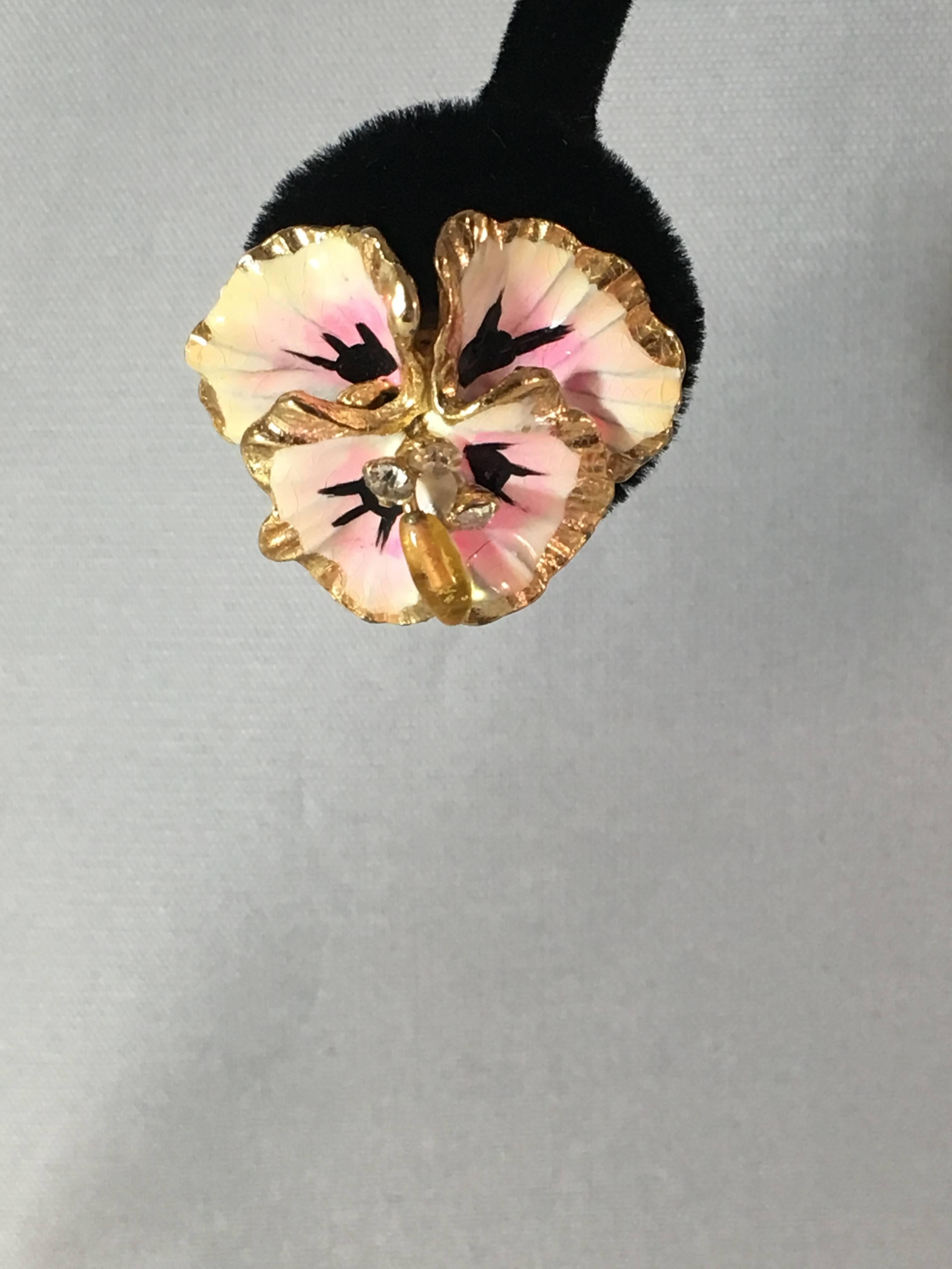 1950s Coro Pink Enamel Pansy Flower Clip-on Earrings In Excellent Condition In Chicago, IL