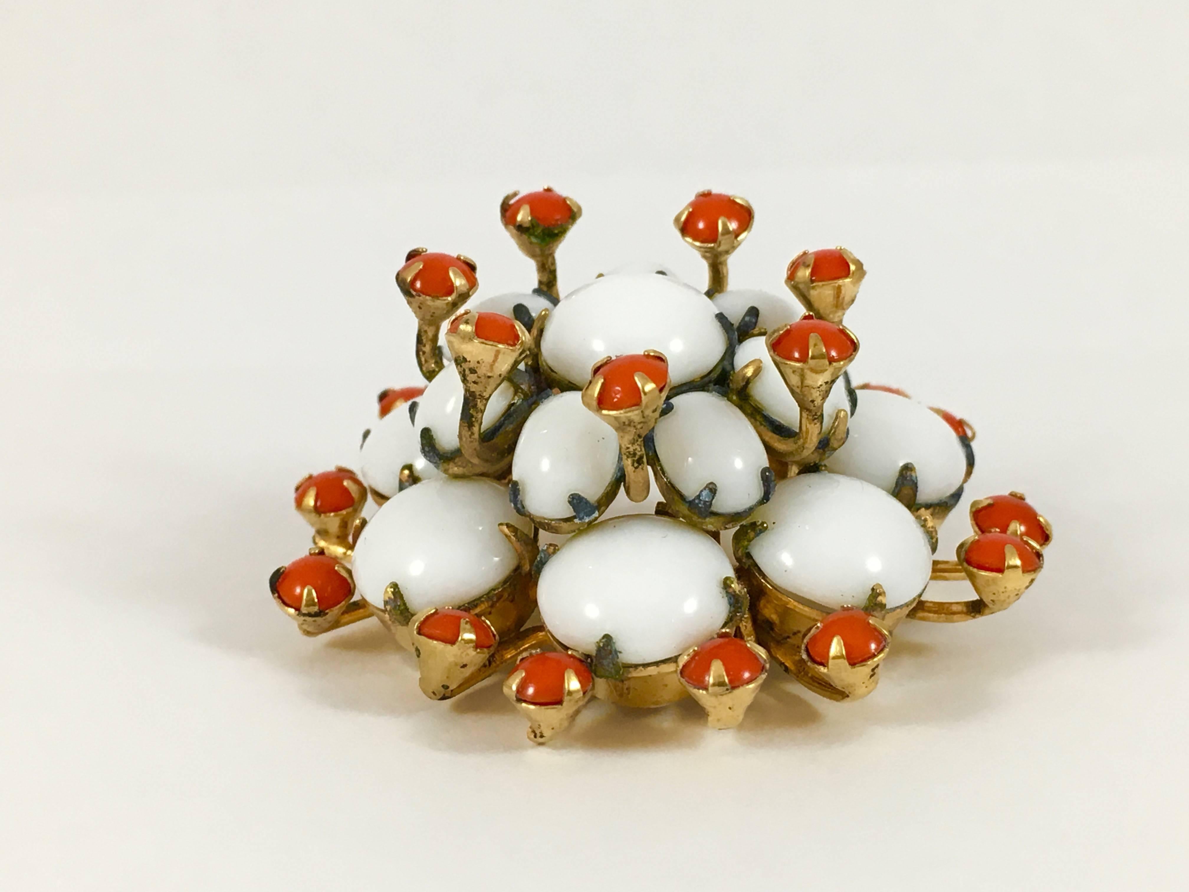 1950s Schreiner White and Orange Brooch and Earring Set In Good Condition In Chicago, IL
