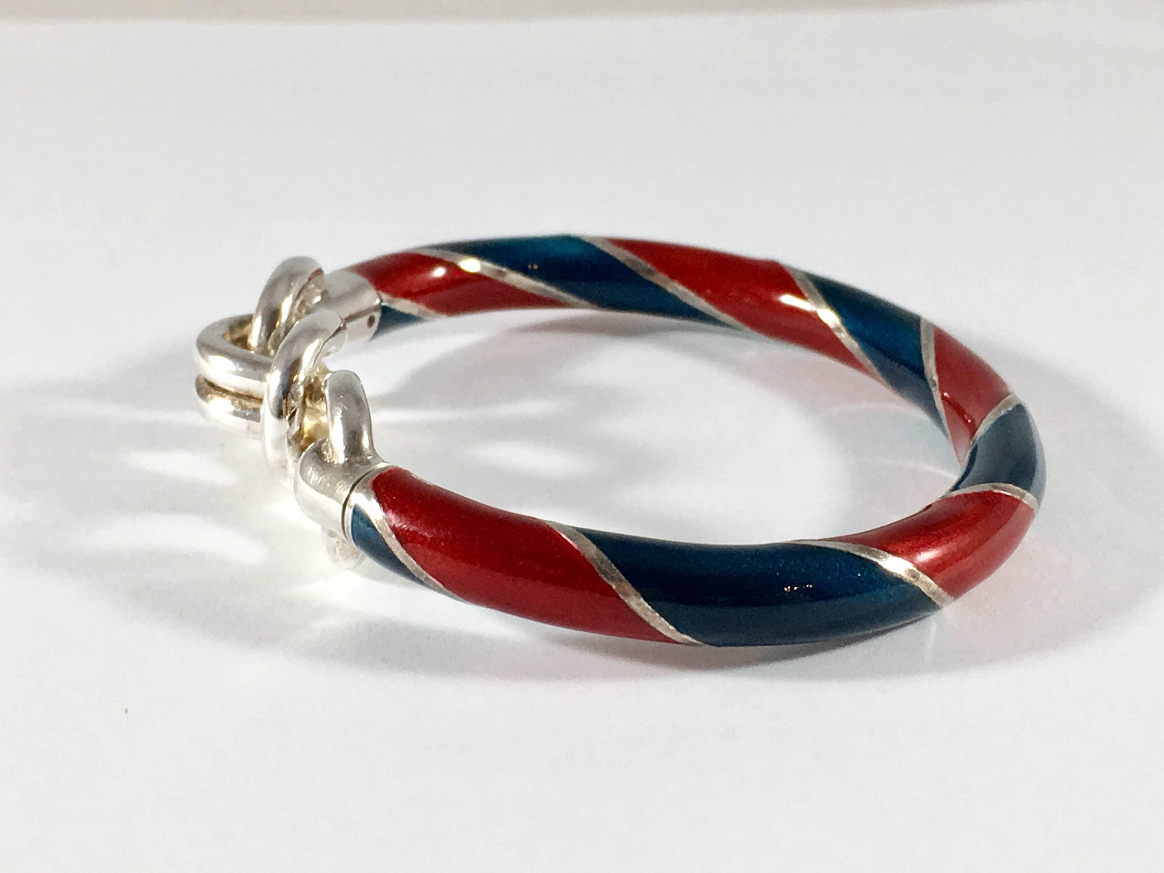 Vintage Gucci Sterling Silver Bracelet with Enamel Stripes of Red and Blue 1980s In Excellent Condition For Sale In Chicago, IL