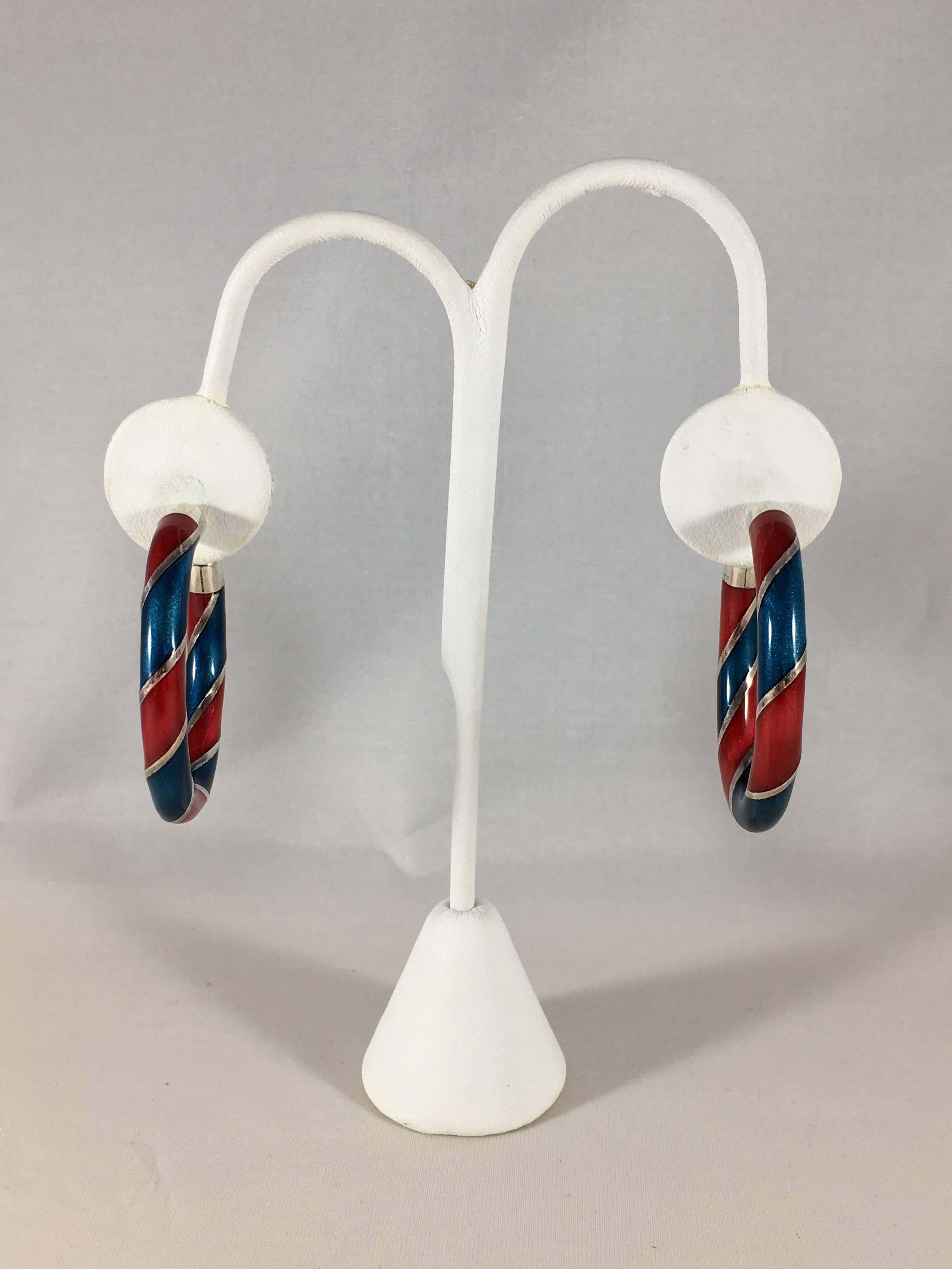 1980s Gucci Red and Blue Enameled Sterling Hoop Earrings For Sale 2