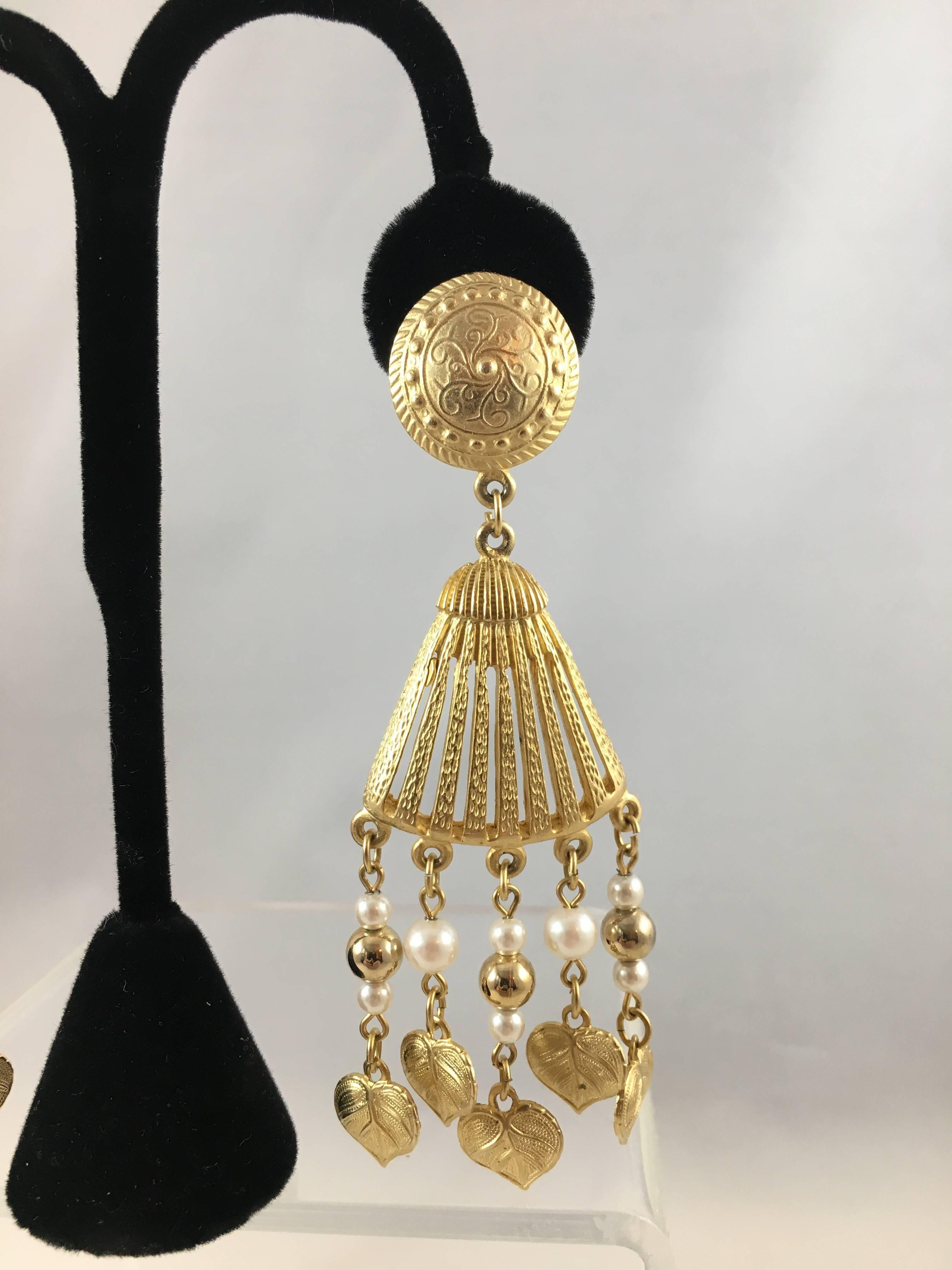 Vintage Givenchy Gold Tone and Faux Pearl Dangle Earrings 1980s For Sale 1