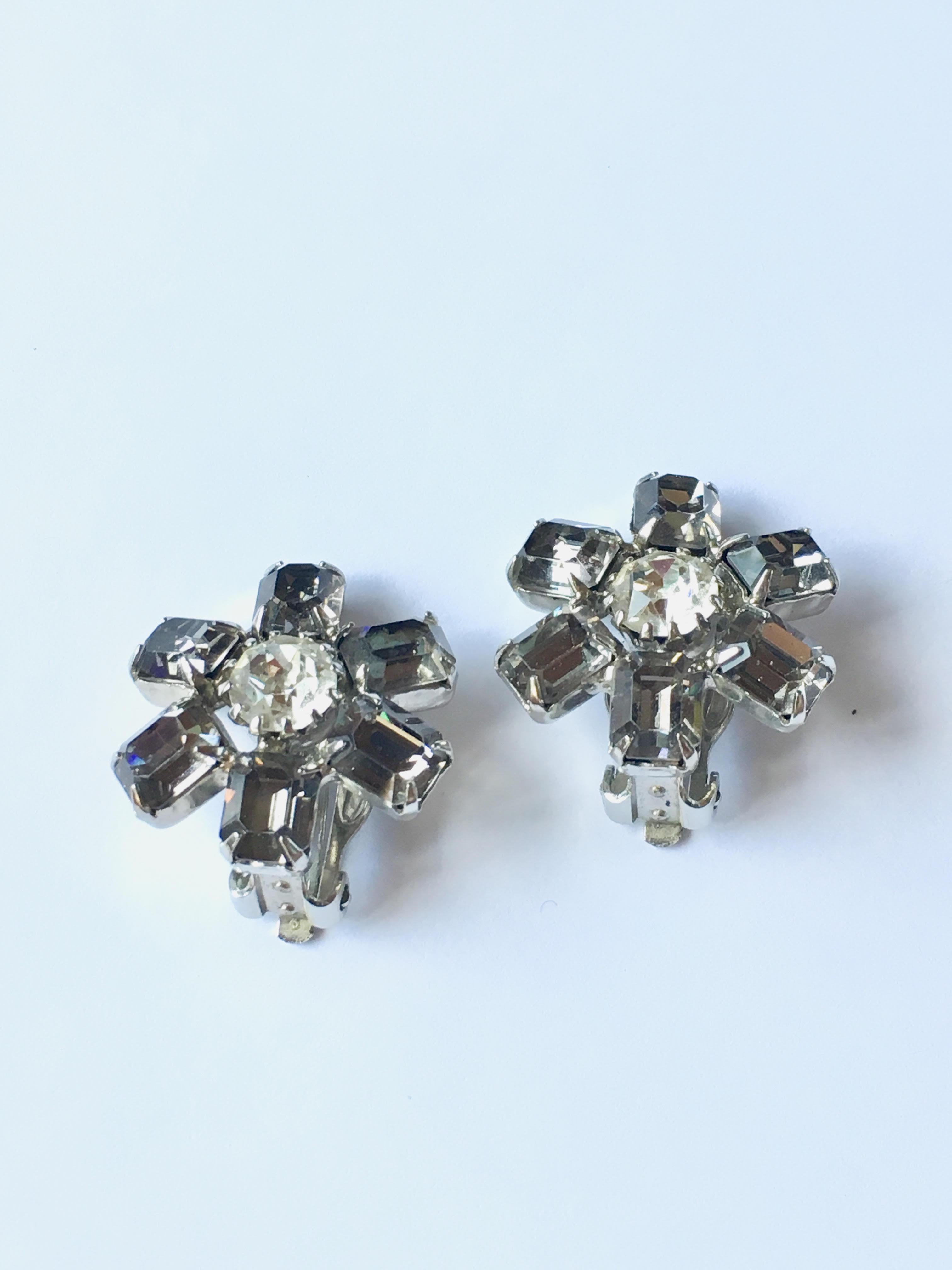 Crystal Flower Earrings Weiss 1960s 2