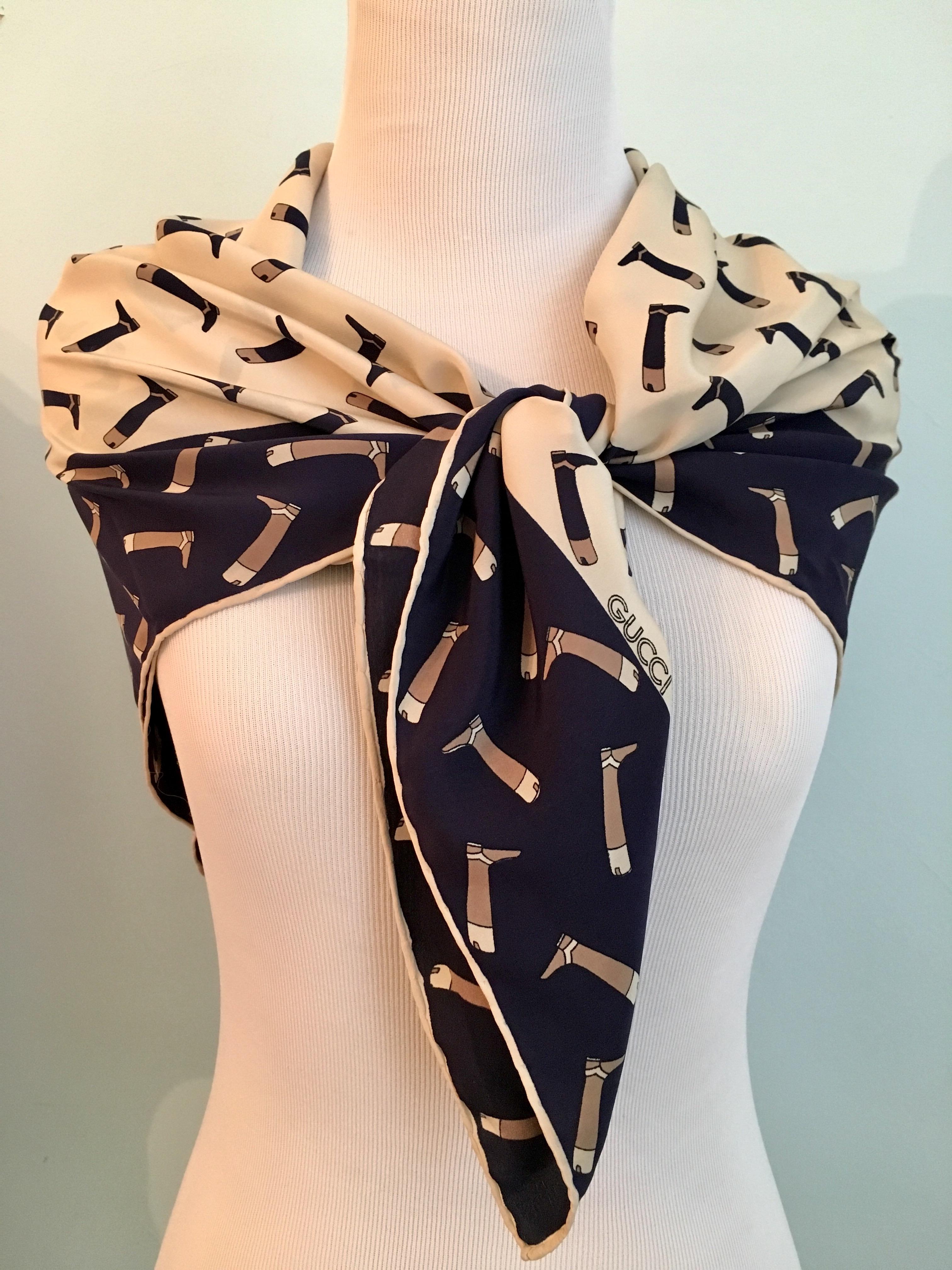Gucci 1970s Riding Boot Pattern Scarf Navy and Cream 4