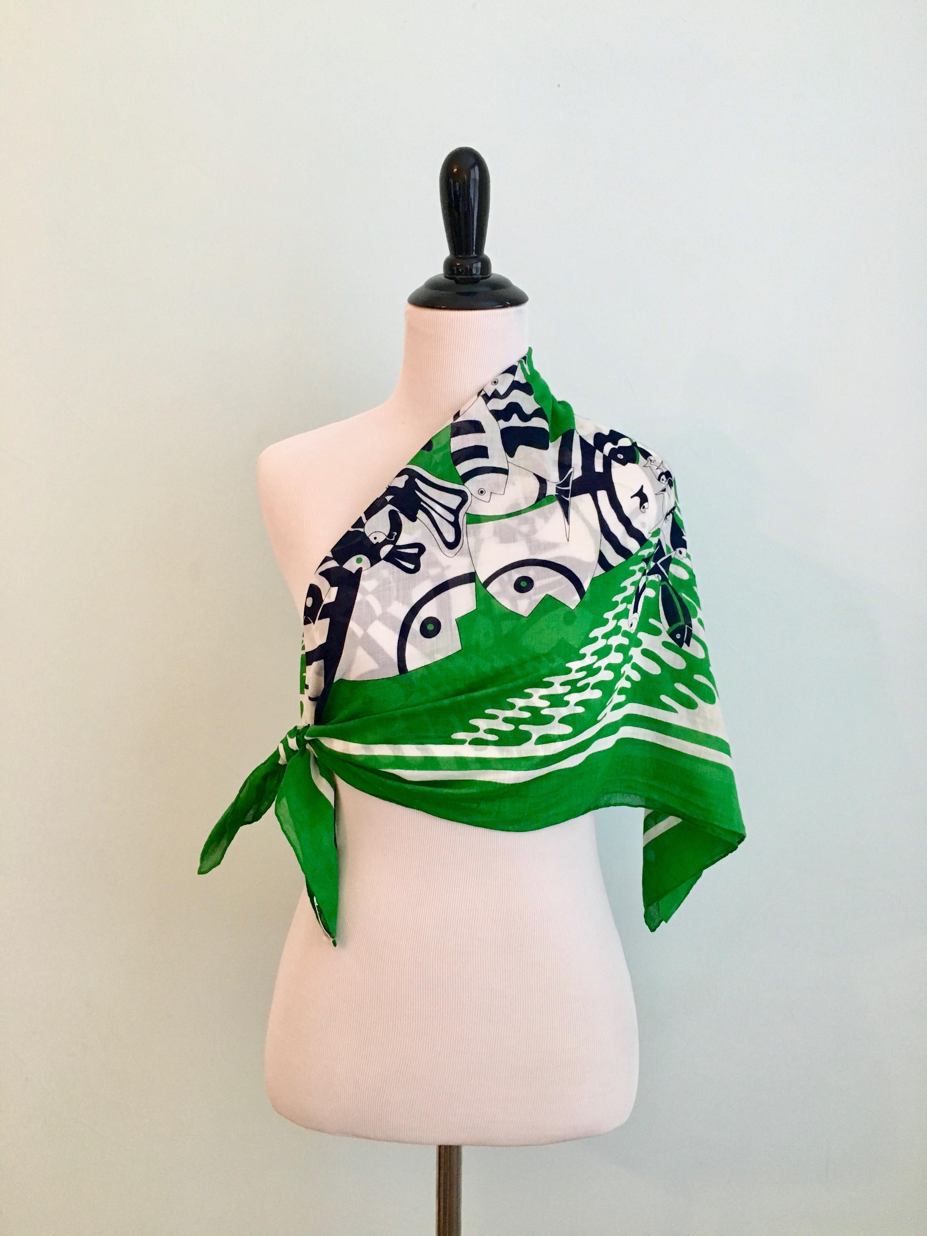 1970s Gucci Green Cotton Scarf with Fish Print In Good Condition In Chicago, IL