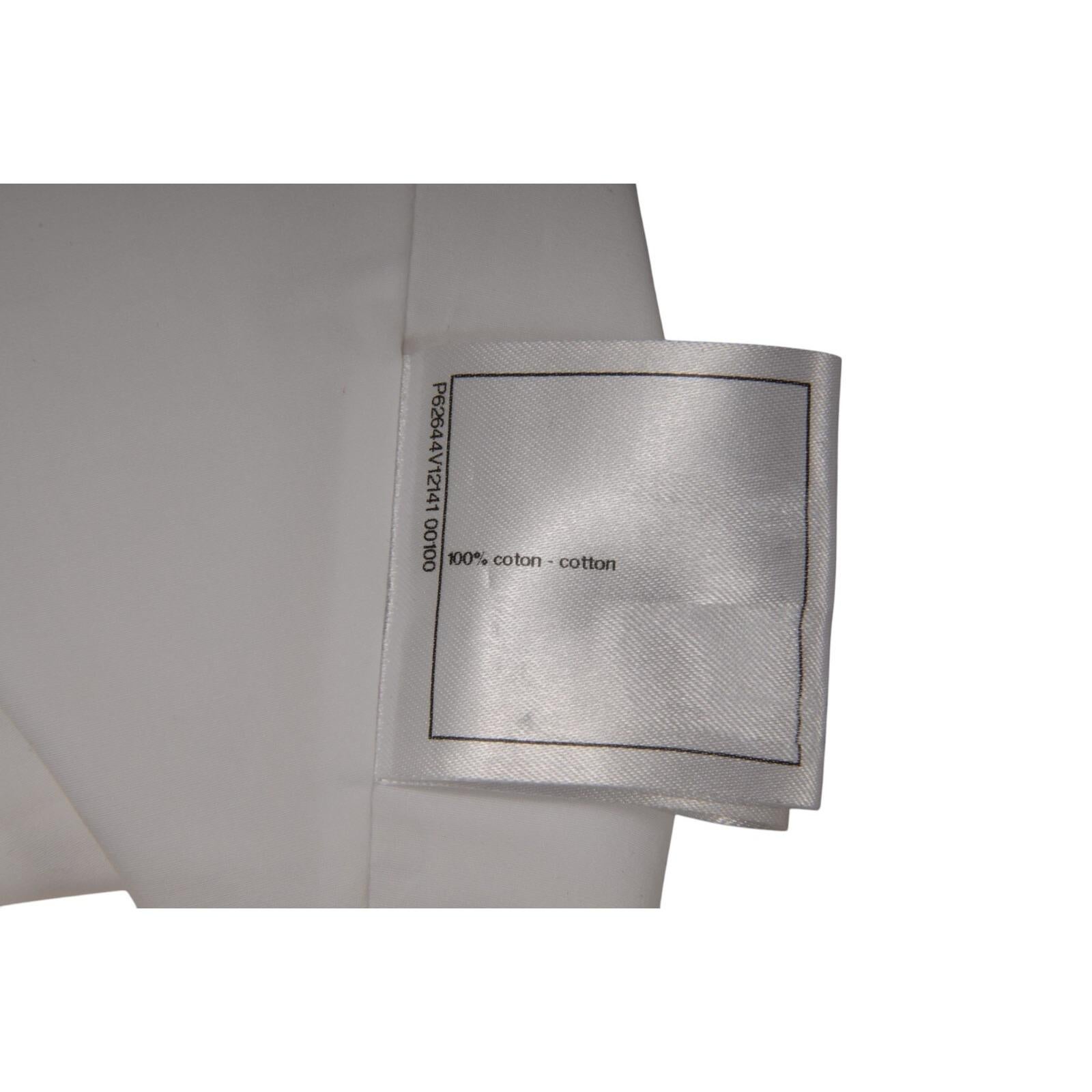 Chanel - Top pour corset avec nœud et épingle à fleur Taille FR 40 Blanc CC Logo Coton en vente 8