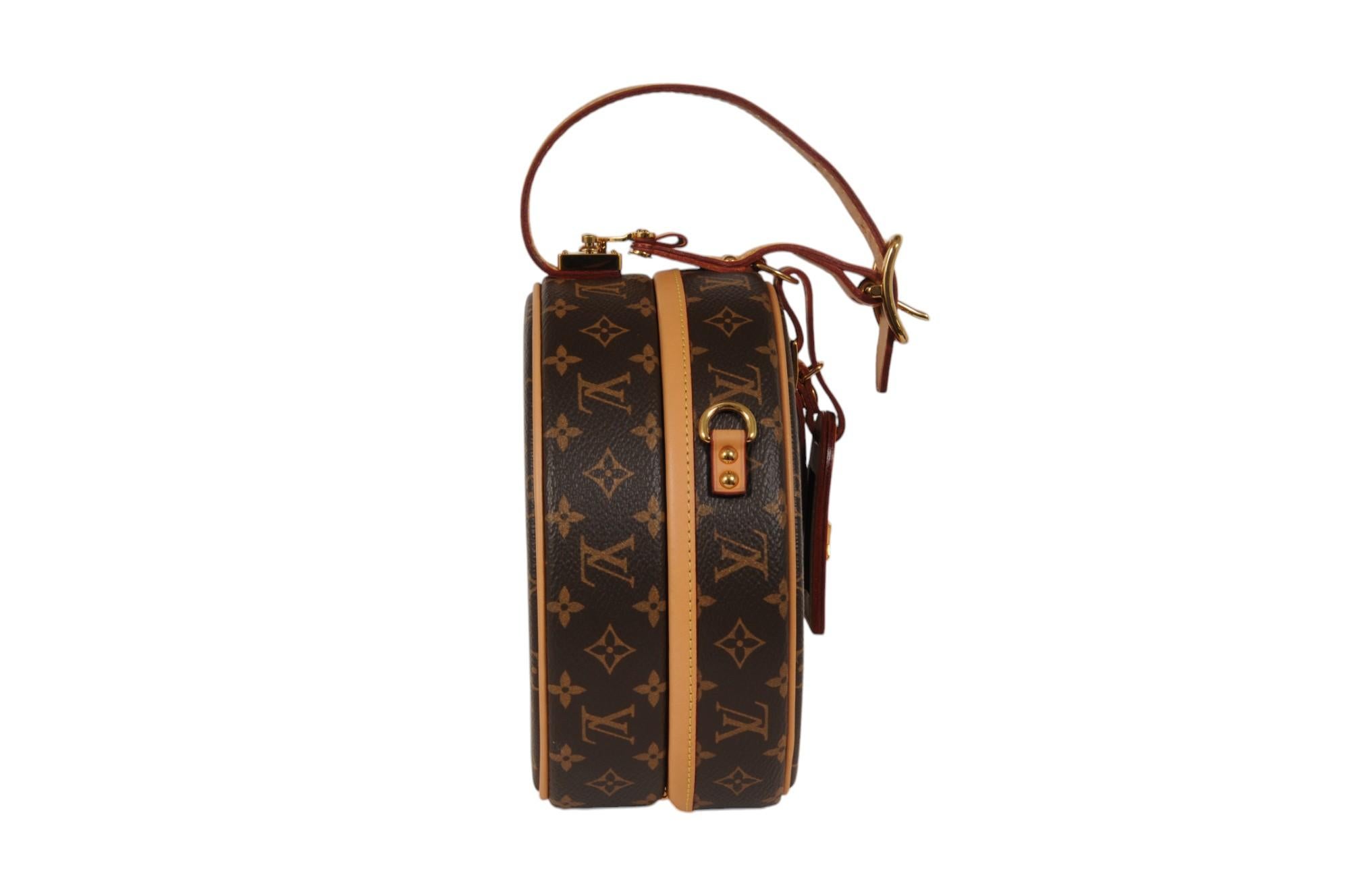 Marron Louis Vuitton Petite Boite Chapeau Bag Brown Monogram Canvas Crossbody Shoulder en vente