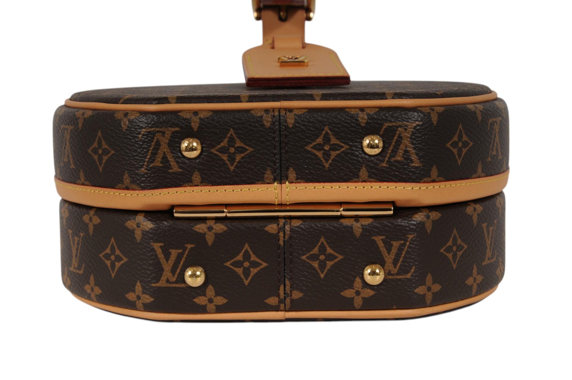 Louis Vuitton Petite Boite Chapeau Bag Brown Monogram Canvas Crossbody Shoulder en vente 4