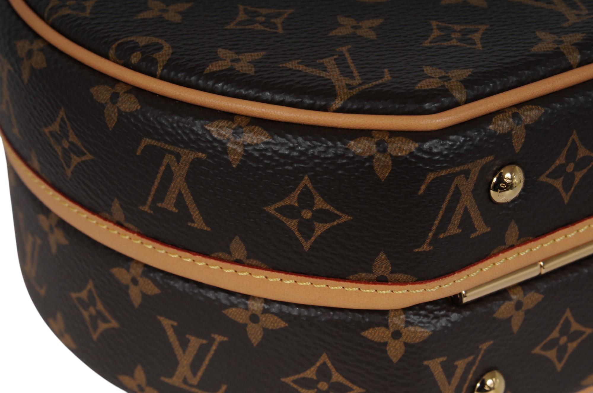 Louis Vuitton Petite Boite Chapeau Bag Brown Monogram Canvas Crossbody Shoulder en vente 5